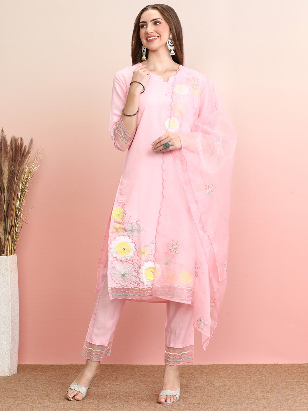 indo era, indoera, indo era kurta, heeramandi dress, heeramandi, dress for women, kurta for women, kurtaset for women, indo era kurta set, indo era suit, anarkali kurta, salwar suit, sharara set, cotton kurta, dress for women, kurta for women, birthday dress for women, gown for women, formal dress for women, party wear for women, summer dress, female kurti, cotton dress for women, kurta with dupatta, dressing style, casual look, new arrival for women, Pink suit