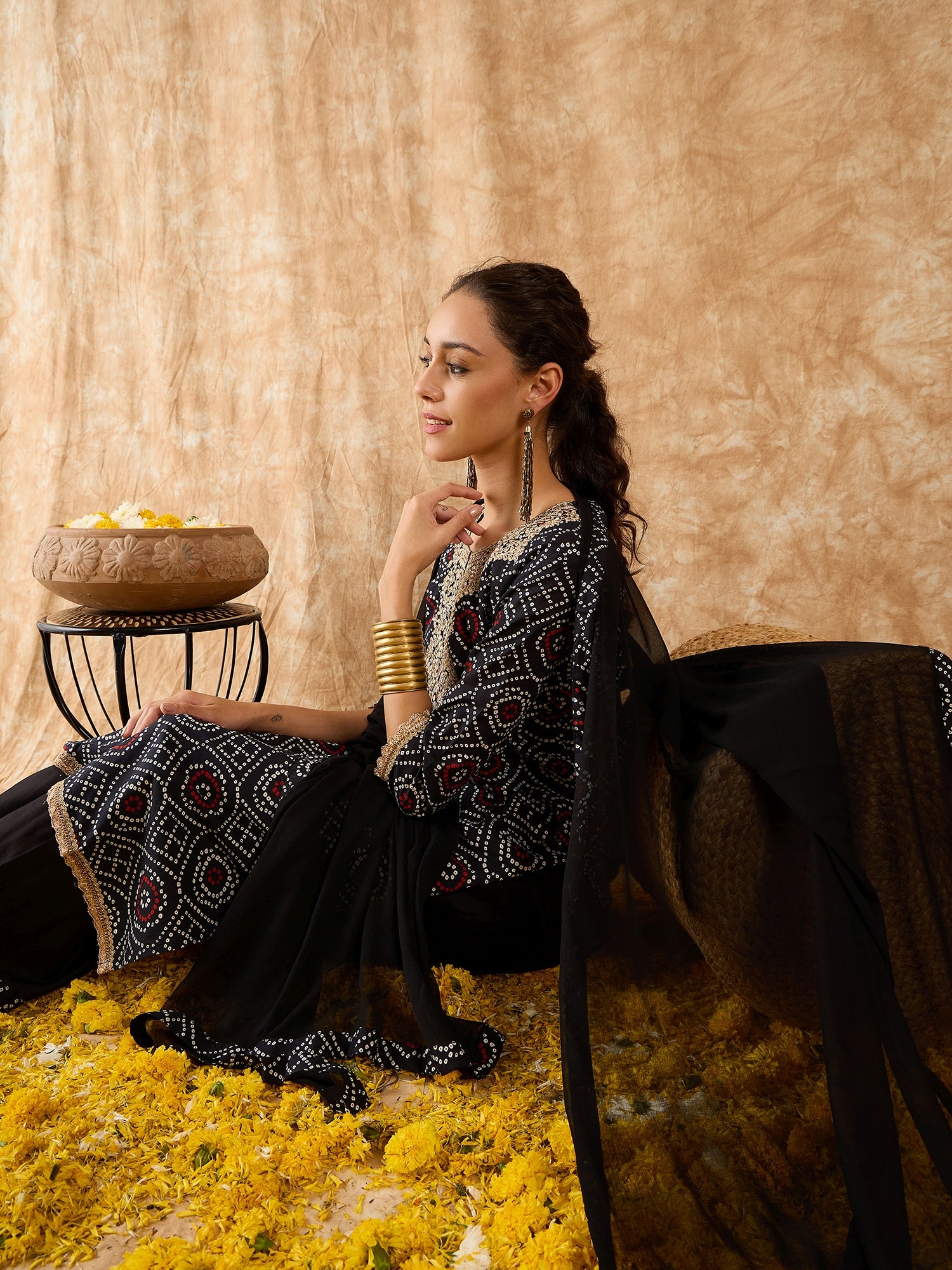 indo era, indoera, indo era kurta, heeramandi dress, heeramandi, dress for women, kurta for women, kurtaset for women, indo era kurta set, indo era suit, anarkali kurta, salwar suit, sharara set, cotton kurta, dress for women, kurta for women, birthday dress for women, gown for women, formal dress for women, party wear for women, summer dress, female kurti, cotton dress for women, kurta with dupatta, dressing style, casual look, new arrival for women, Black suit