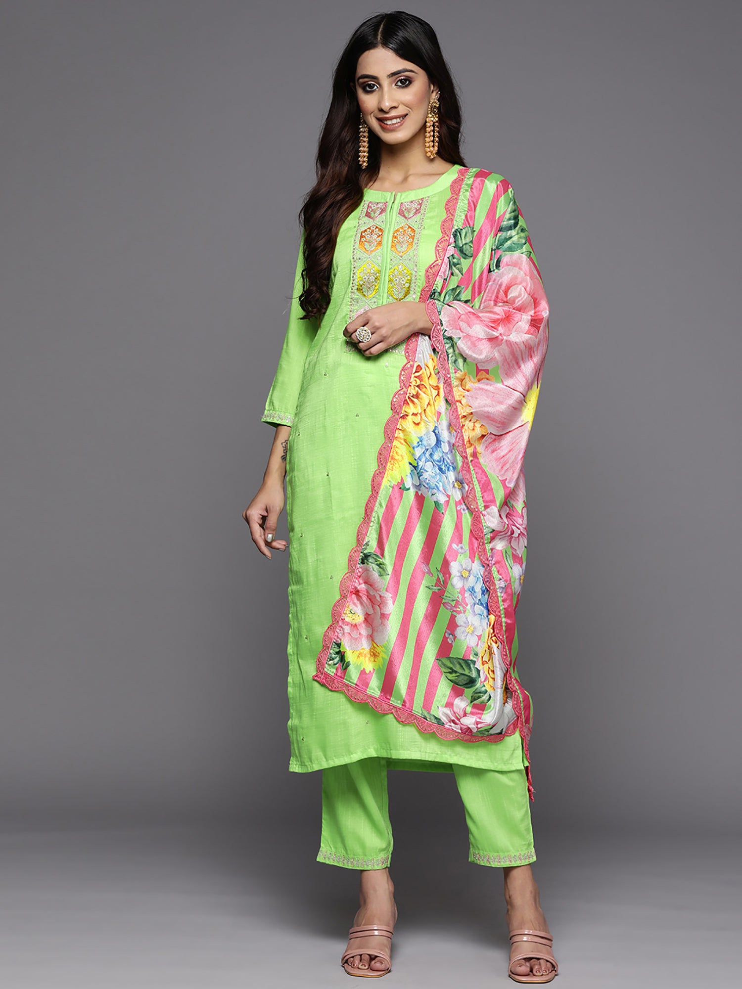 indo era, indoera, indo era kurta, heeramandi dress, heeramandi, dress for women, kurta for women, kurtaset for women, indo era kurta set, indo era suit, anarkali kurta, salwar suit, sharara set, cotton kurta, dress for women, kurta for women, birthday dress for women, gown for women, formal dress for women, party wear for women, summer dress, female kurti, cotton dress for women, kurta with dupatta, dressing style, casual look, new arrival for women, Green suit