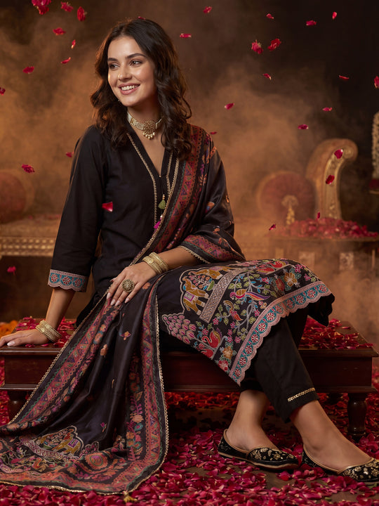 Black Embroidered Silk Blend Straight Suit Sets With Dupatta