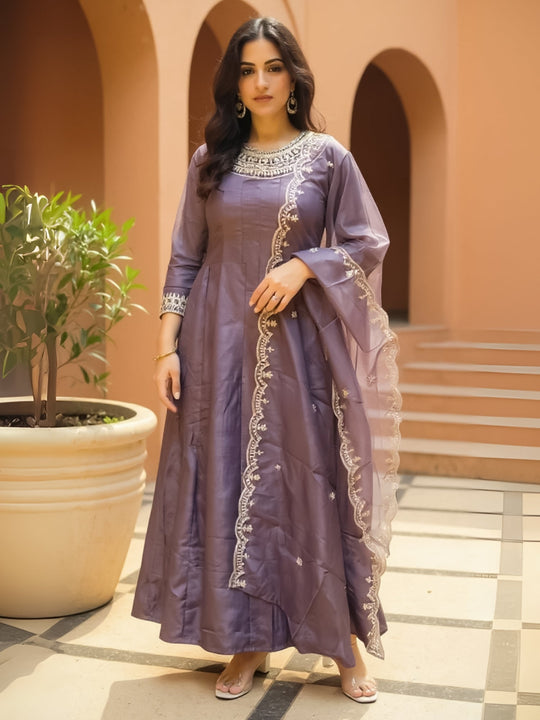 Purple Embroidered Silk Blend Anarkali Round Neck Kurta Sets With Dupatta