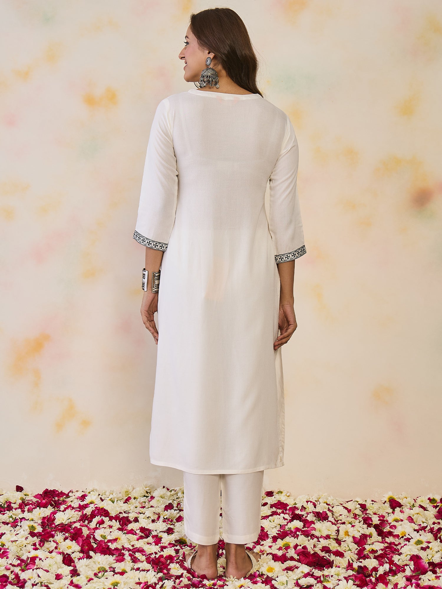 indo era, indoera, heeramandi dress, women kurta, kurta for women, women suit, 3 piece dress for women, 2 piece suit for women, sundress, summer sale, summer look, dress for wedding, birthday outfit for women, kurti, anarkali suit, pakistani suit, coord set women, maxi sundress for women, women suit, summer dress, salwar suit, cotton kurta for women, sharara suit for women, plazo suit, sleeveless kurti, office wear for women, party wear for women, dress for mother day, mother day outfit,