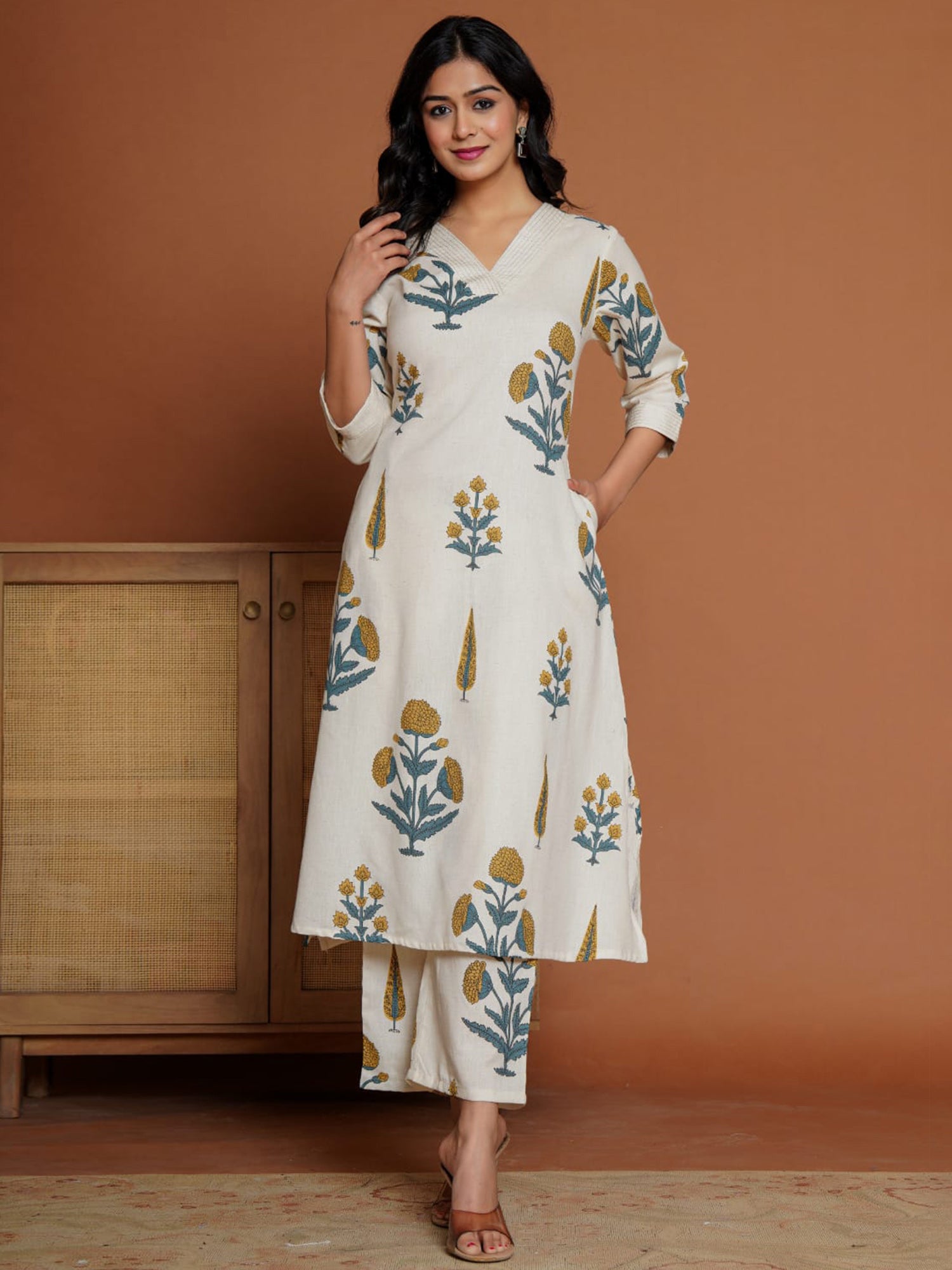 indo era, indoera, heeramandi dress, women kurta, kurta for women, women suit, 3 piece dress for women, 2 piece suit for women, sundress, summer sale, summer look, dress for wedding, birthday outfit for women, kurti, anarkali suit, pakistani suit, coord set women, maxi sundress for women, women suit, summer dress, salwar suit, cotton kurta for women, sharara suit for women, plazo suit, sleeveless kurti, office wear for women, party wear for women, dress for mother day, mother day outfit,