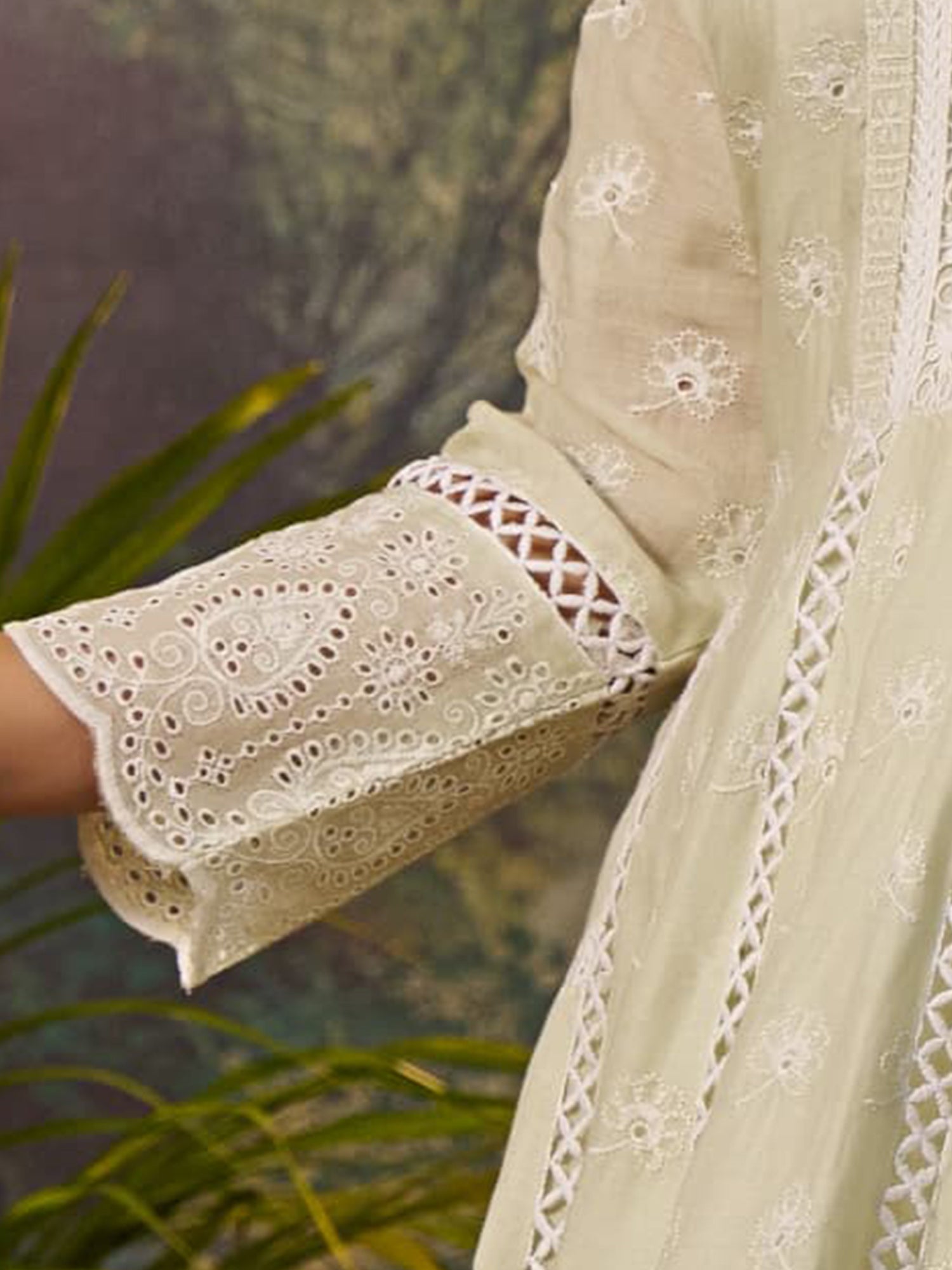 indo era, indoera, indo era kurta, heeramandi dress, heeramandi, dress for women, kurta for women, kurtaset for women, indo era kurta set, indo era suit, anarkali kurta, salwar suit, sharara set, cotton kurta, dress for women, kurta for women, birthday dress for women, gown for women, formal dress for women, party wear for women, summer dress, female kurti, cotton dress for women, kurta with dupatta, dressing style, casual look, new arrival for women, Green suit