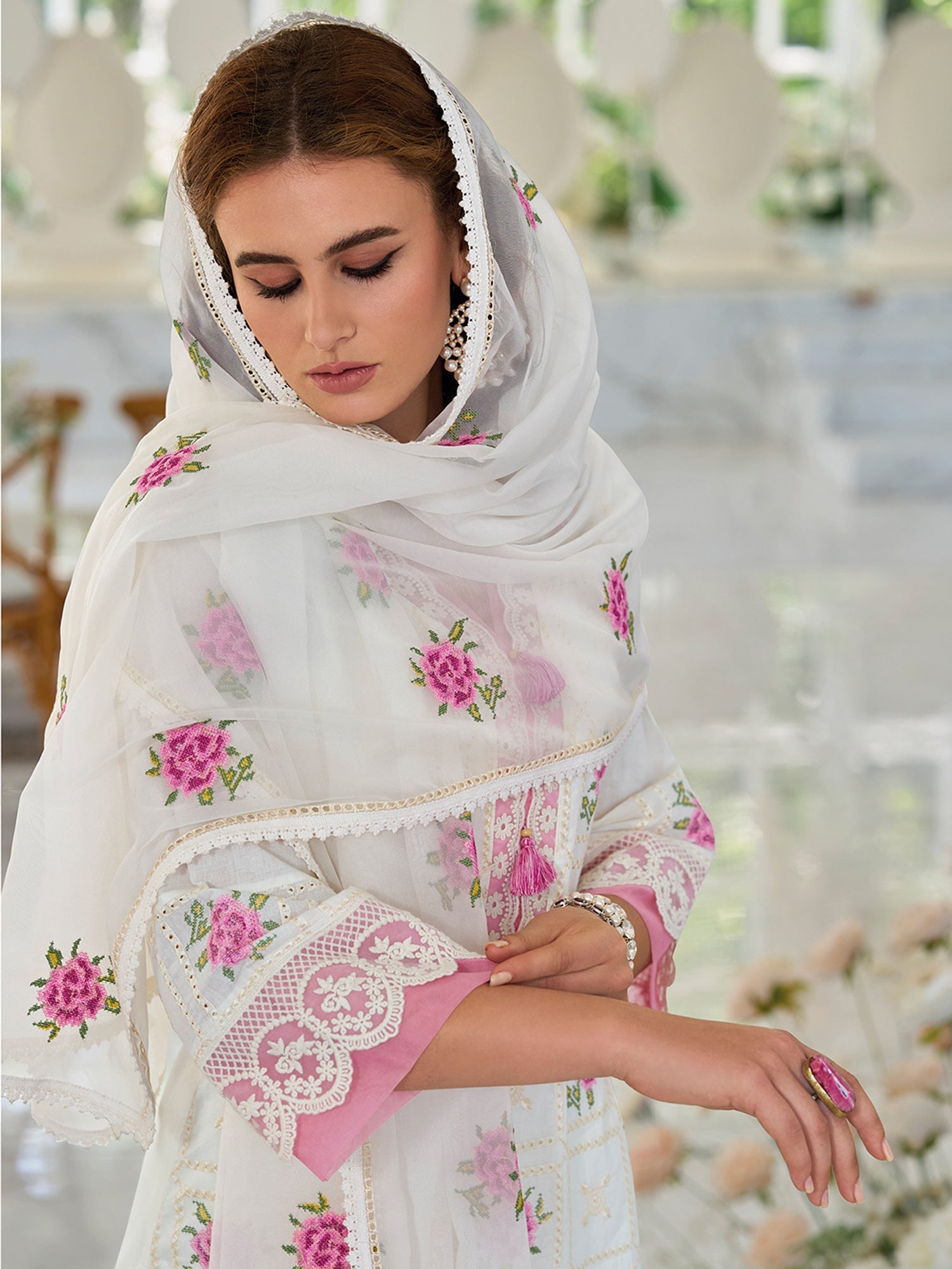indo era, suit, kurta set for women, indo era kurta, kurta sets for ladies, summer dresses for women, 3 piece suit, cotton kurta set for women, new arrivals, women kurti plazo set, women in suit, kurta suit, floral kurta, short suit, spring summer, Off White suit