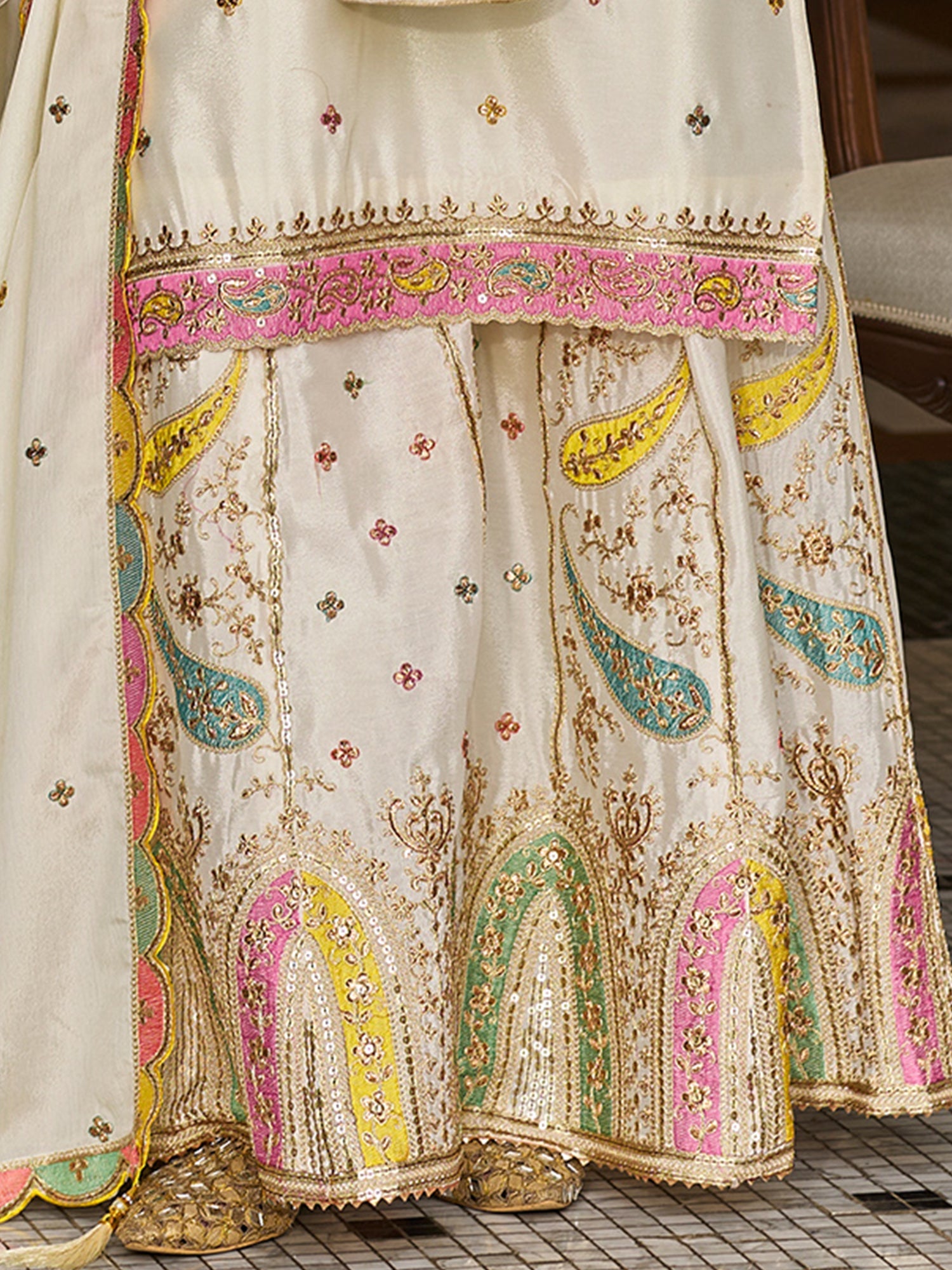 indo era, suit, kurta set for women, indo era kurta, kurta sets for ladies, summer dresses for women, 3 piece suit, cotton kurta set for women, new arrivals, women kurti plazo set, women in suit, kurta suit, floral kurta, short suit, spring summer, White suit