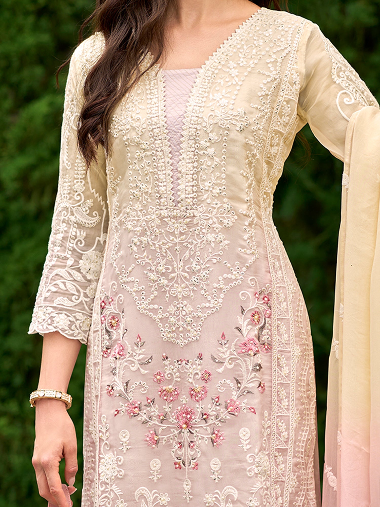 indo era, indoera, indo era kurta, heeramandi dress, heeramandi, dress for women, kurta for women, kurtaset for women, indo era kurta set, indo era suit, anarkali kurta, salwar suit, sharara set, cotton kurta, dress for women, kurta for women, birthday dress for women, gown for women, formal dress for women, party wear for women, summer dress, female kurti, cotton dress for women, kurta with dupatta, dressing style, casual look, new arrival for women, Pink suit