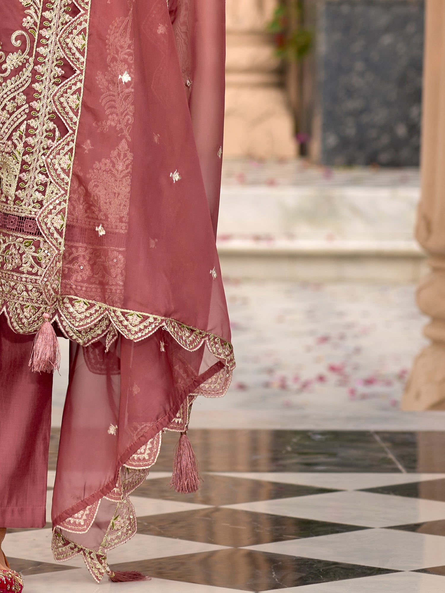 indo era, indoera, indo era kurta, heeramandi dress, heeramandi, dress for women, kurta for women, kurtaset for women, indo era kurta set, indo era suit, anarkali kurta, salwar suit, sharara set, cotton kurta, dress for women, kurta for women, birthday dress for women, gown for women, formal dress for women, party wear for women, summer dress, female kurti, cotton dress for women, kurta with dupatta, dressing style, casual look, new arrival for women, Mauve suit