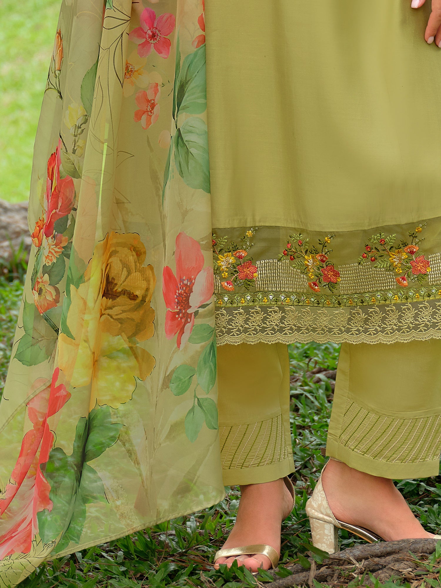 new kurta set, wedding dress, kurta set for women, kurta for women, co ord sets women, short kurti for women, kurti set for women, female kurti, wedding dress, wedding outfit, dresses for wedding, anarkali kurta set, cotton kurta set, two piece dress for women, cotton kurti, white kurta set for women, haldi dress, party wear kurta set for women, cotton kurta sets, sharara set, palazzo set, dhoti kurta set, kurta pant set, mehndi dress, sleeveless kurti, dress for rathyatra,