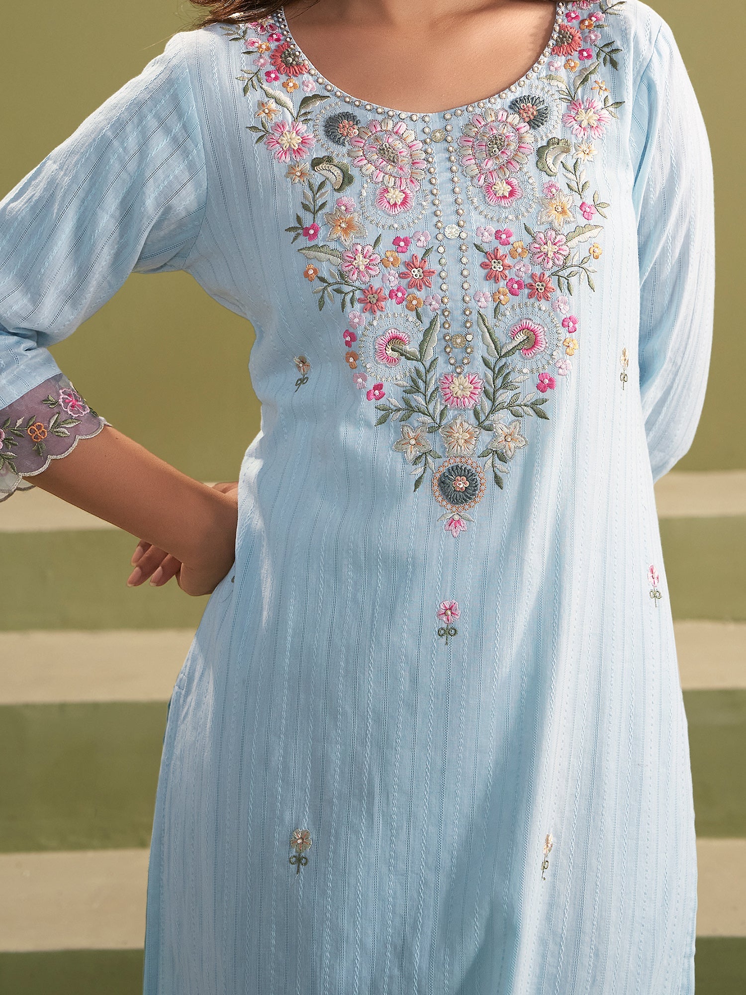 Blue Kurta Set With Dupatta For Women Fit With Every Occasion & Everyday Wear, At Affordable Price with Great Discounts, Easy Return & Exchange.