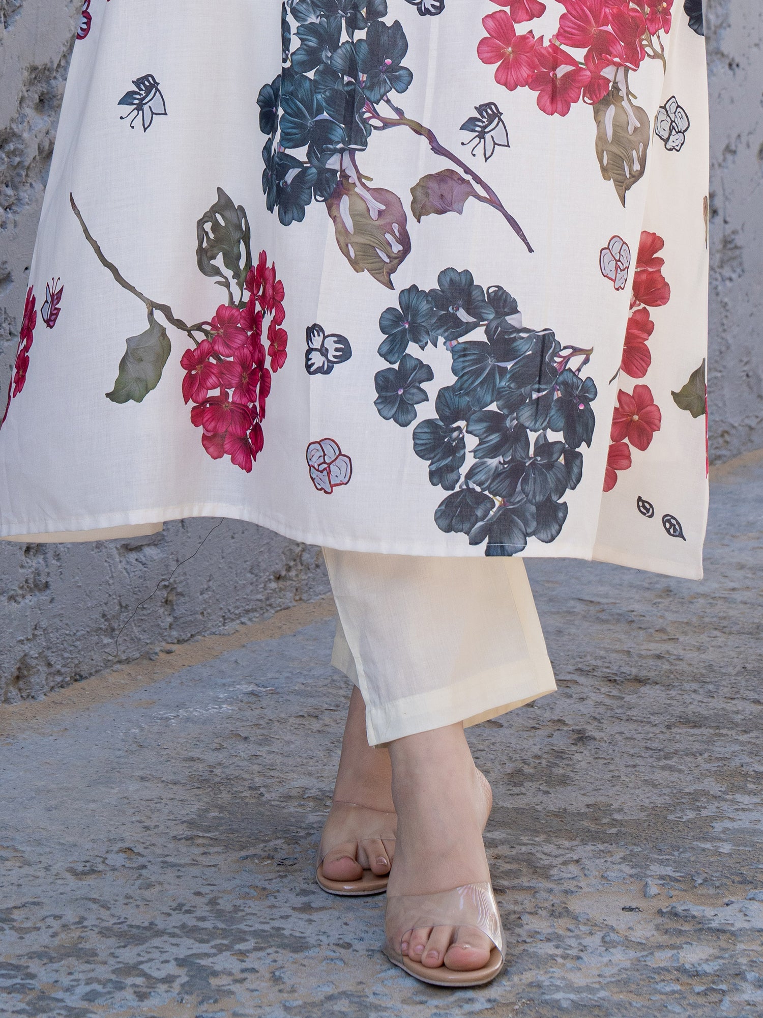 Off White Printed A-Line Pure Cotton kurta pant set