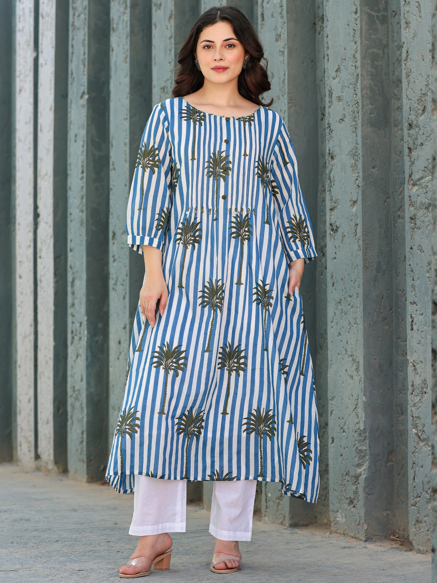 Multi Kurta Set For Women At Affordable Price Fit With Every Occasion & Daily Wear, Easy Return & Exchange Available, Shop Now.