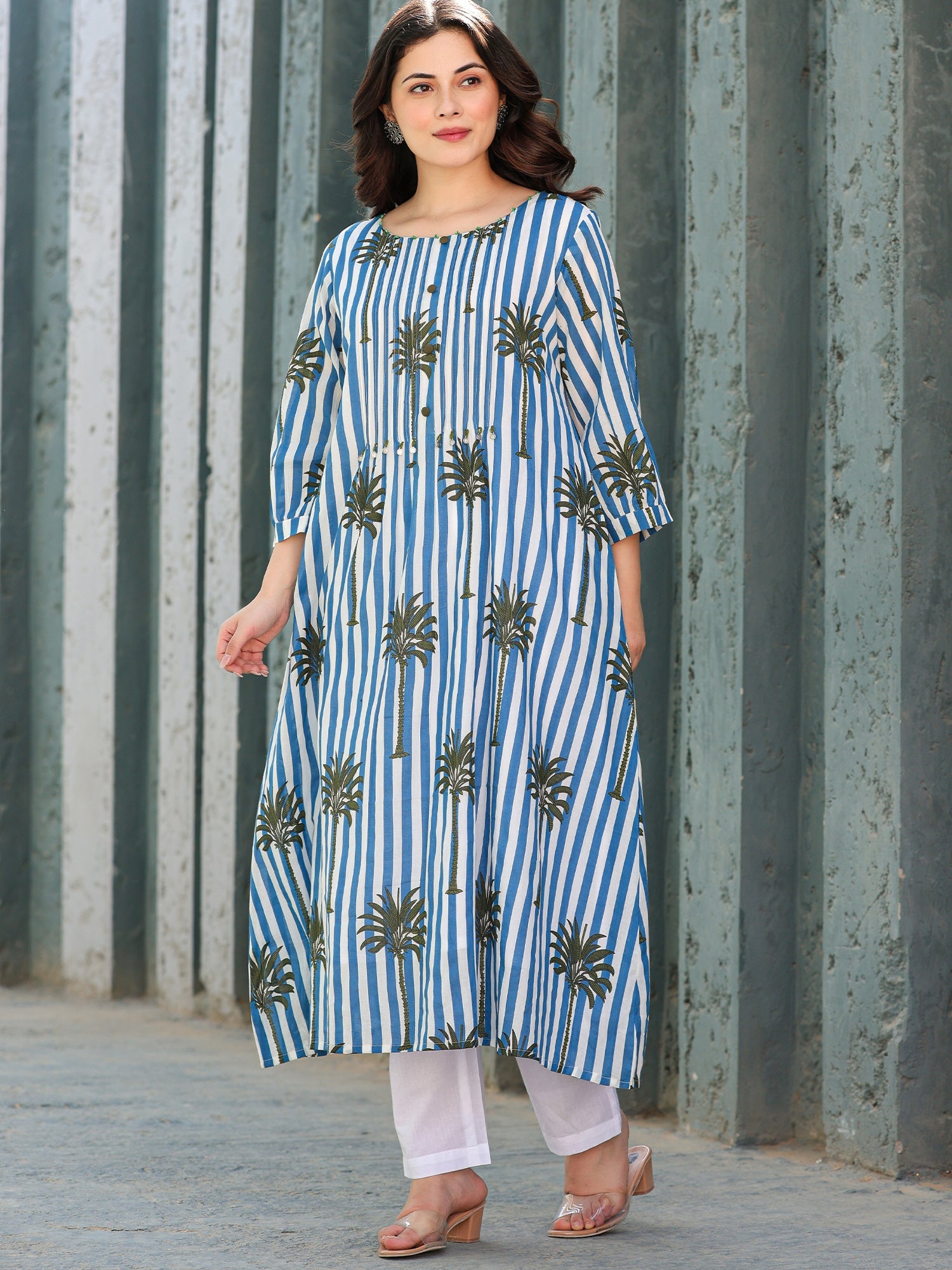 Multi Kurta Set For Women At Affordable Price Fit With Every Occasion & Daily Wear, Easy Return & Exchange Available, Shop Now.