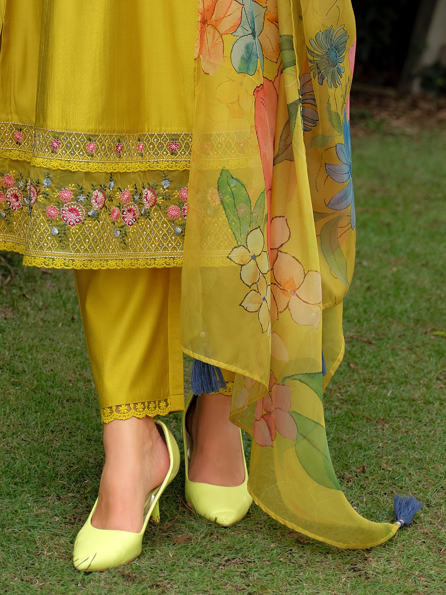 new kurta set, wedding dress, kurta set for women, kurta for women, co ord sets women, short kurti for women, kurti set for women, female kurti, wedding dress, wedding outfit, dresses for wedding, anarkali kurta set, cotton kurta set, two piece dress for women, cotton kurti, white kurta set for women, haldi dress, party wear kurta set for women, cotton kurta sets, sharara set, palazzo set, dhoti kurta set, kurta pant set, mehndi dress, sleeveless kurti, dress for rathyatra,