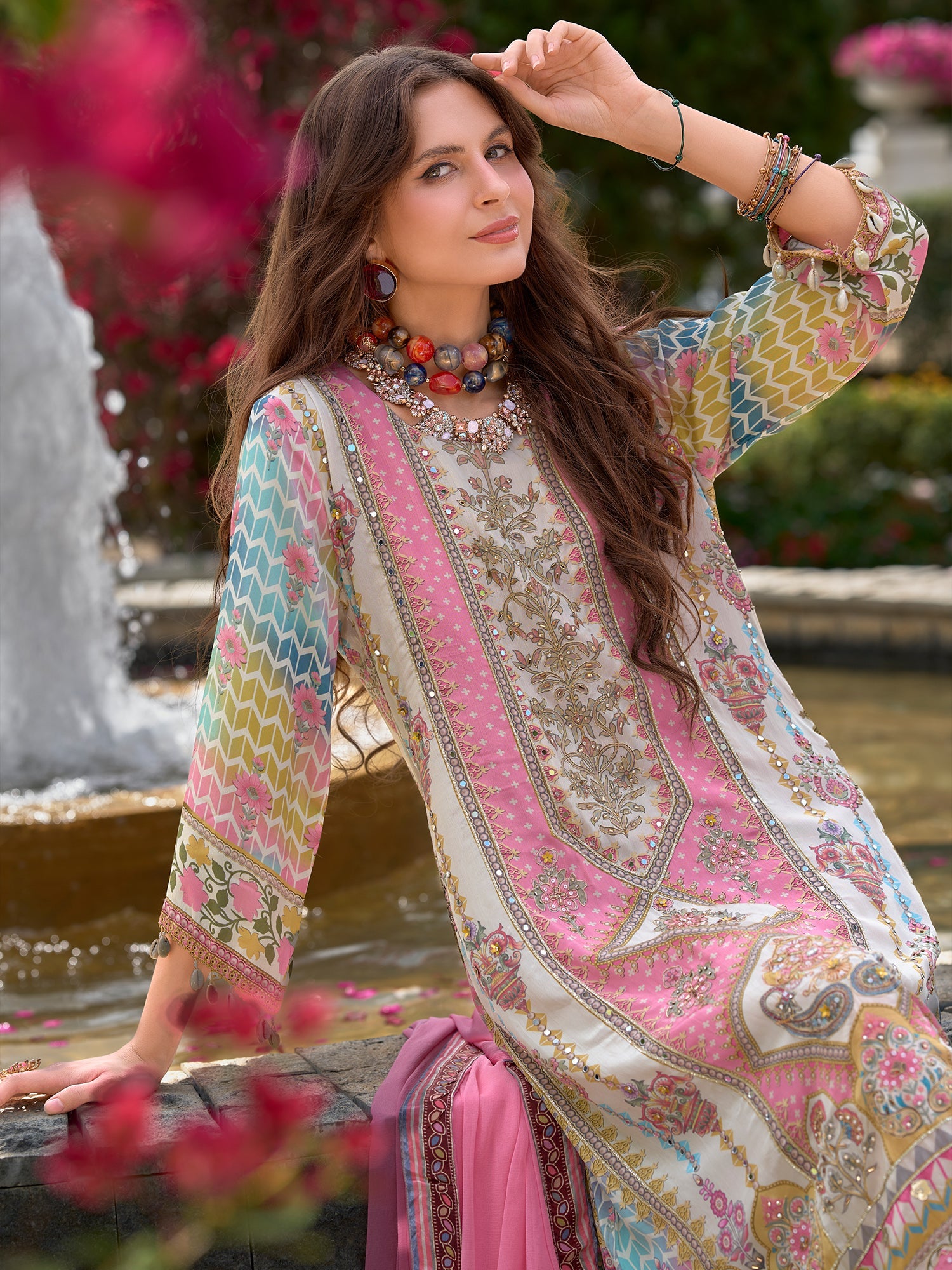 Pink Kurta Set With Dupatta For Women Fit With Every Occasion & Everyday Wear, At Affordable Price with Great Discounts, Easy Return & Exchange.