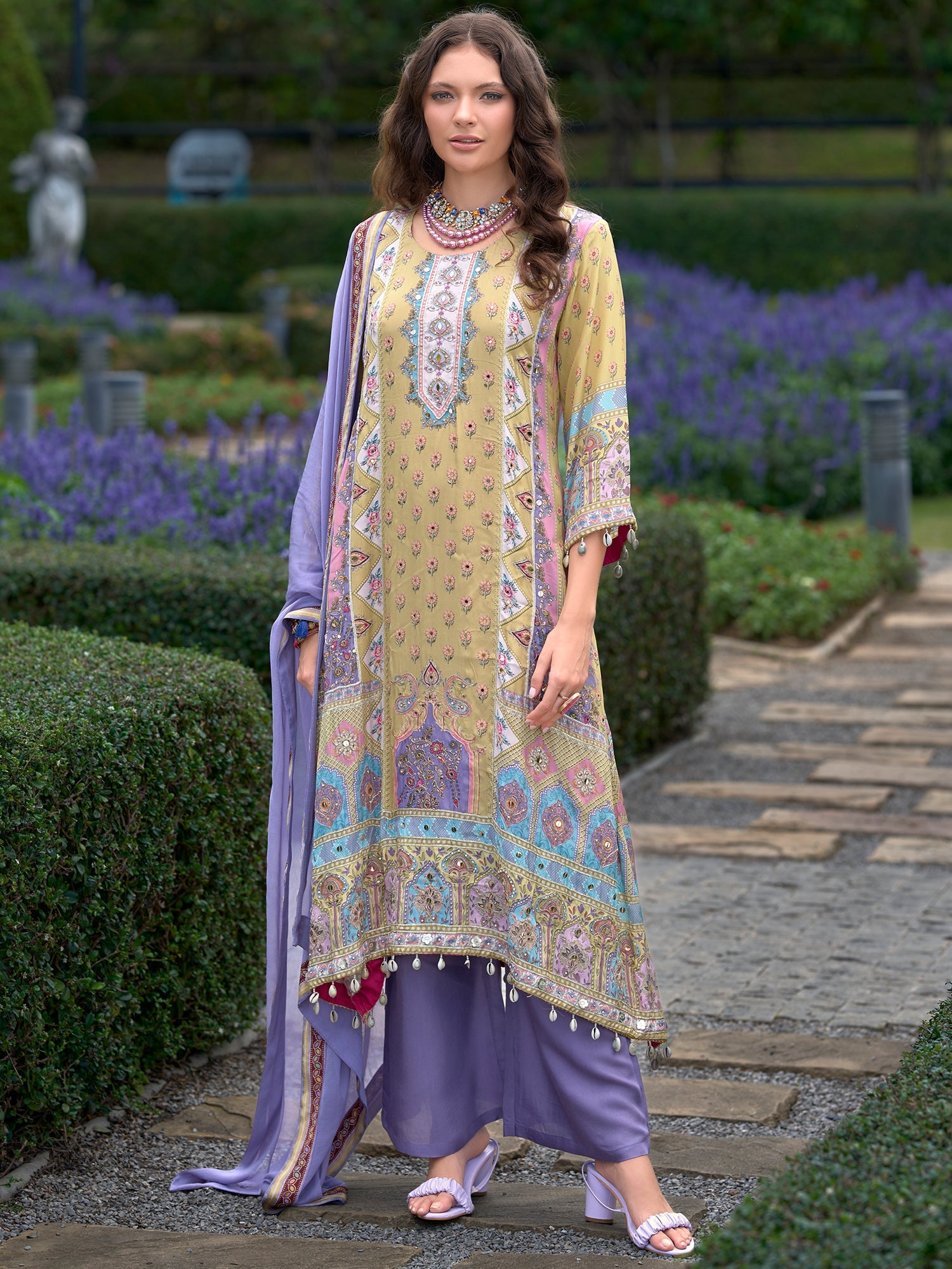 Yellow Kurta Set With Dupatta For Women Fit With Every Occasion & Everyday Wear, At Affordable Price with Great Discounts, Easy Return & Exchange.