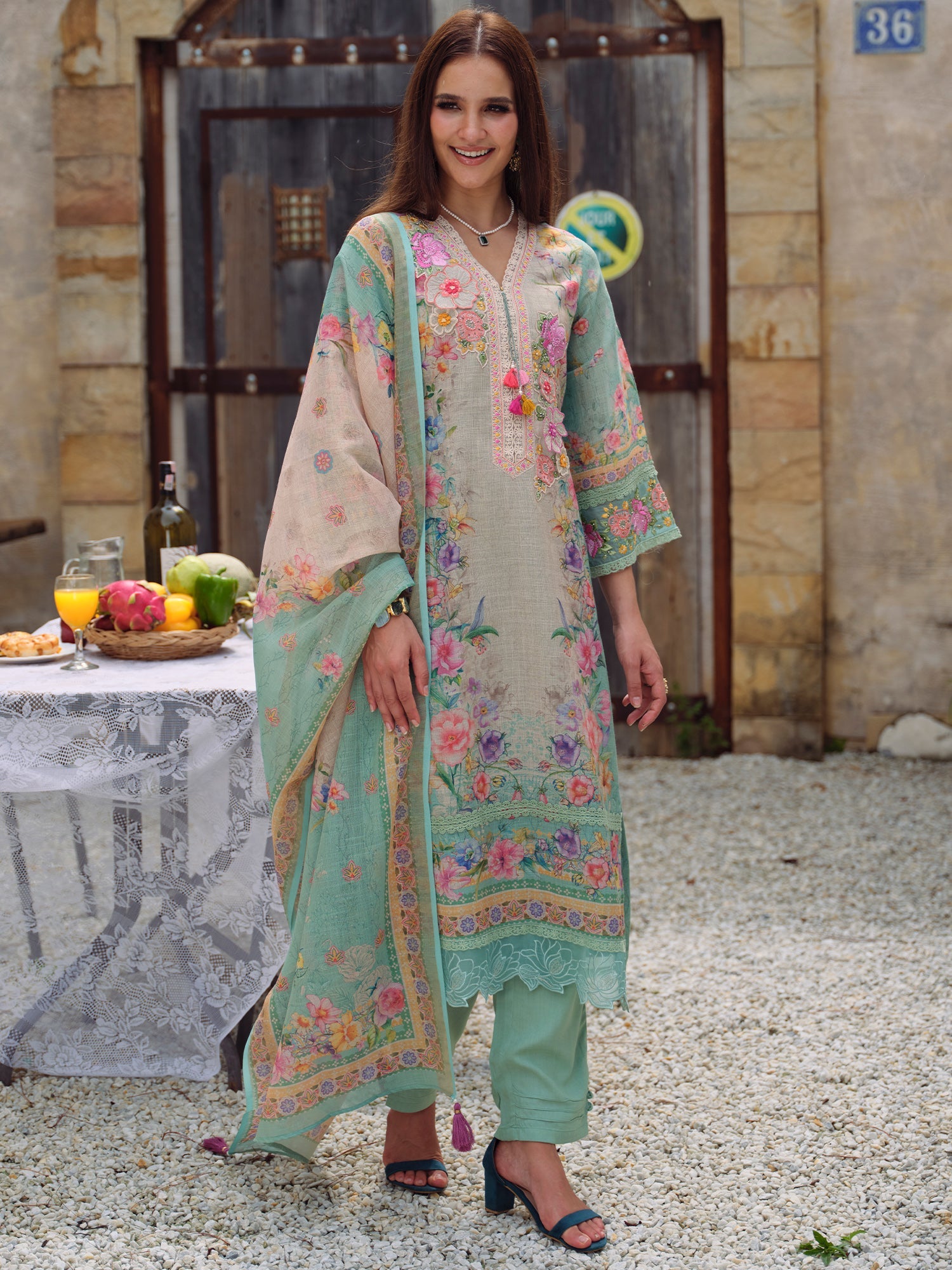Sea Green Kurta Set With Dupatta For Women Fit With Every Occasion & Everyday Wear, At Affordable Price with Great Discounts, Easy Return & Exchange.