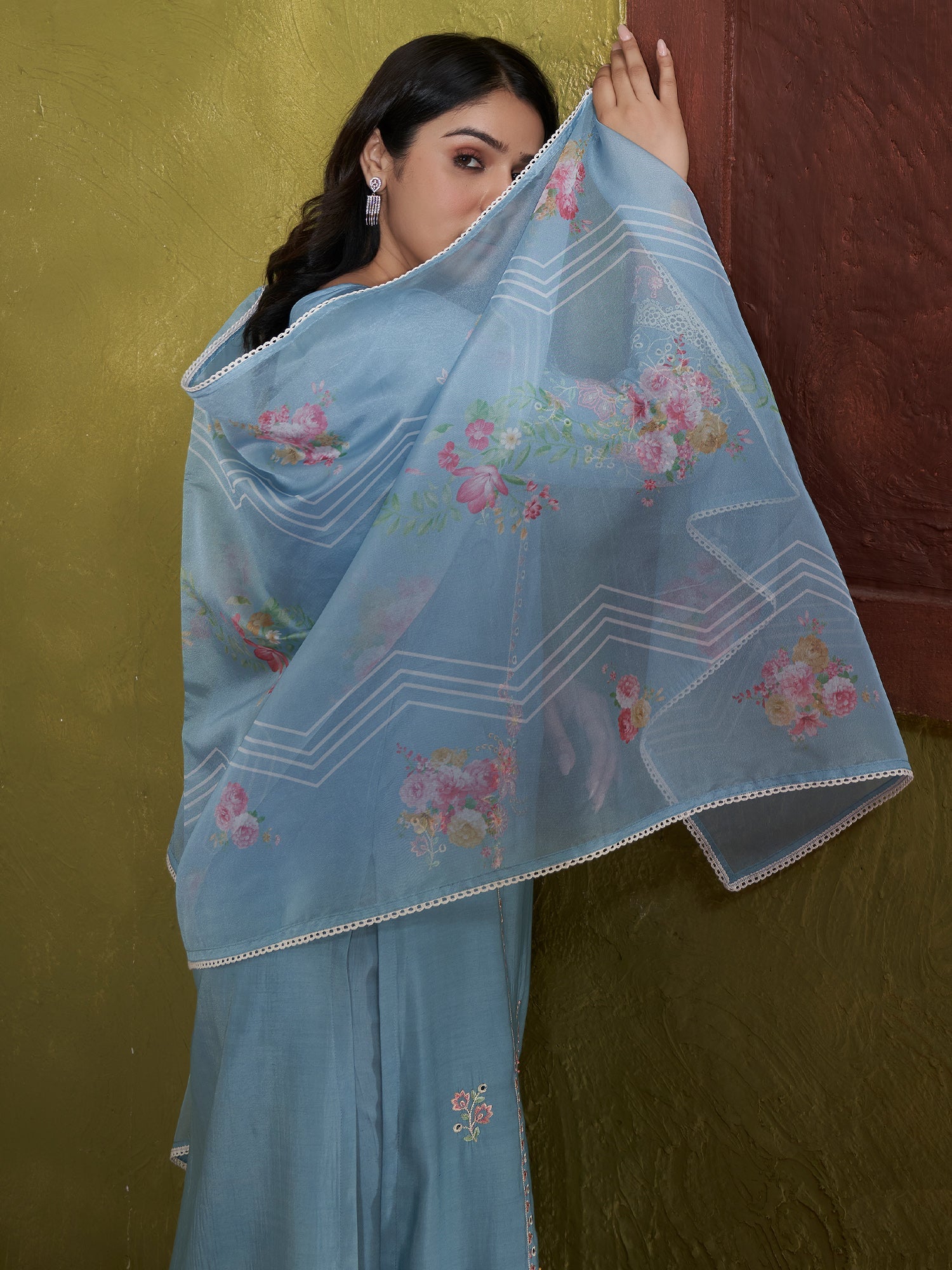 Blue Kurta Set With Dupatta For Women Fit With Every Occasion & Everyday Wear, At Affordable Price with Great Discounts, Easy Return & Exchange.