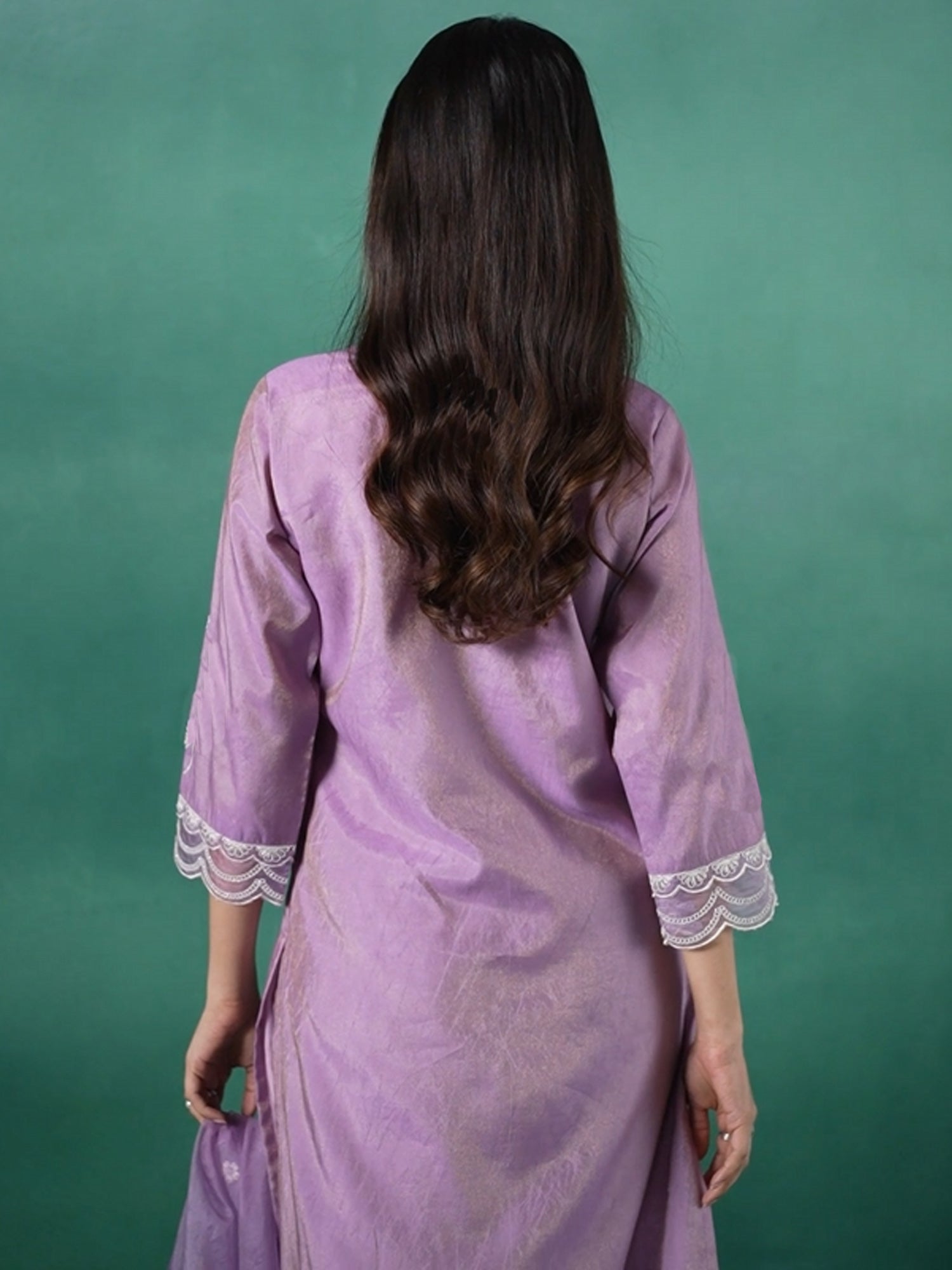 Women Lavender Embroidered Silk Blend Straight Kurta Trouser With Dupatta