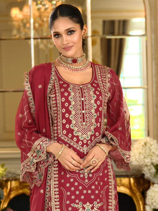 Red Embroidered Organza Straight Kurta Sets With Dupatta