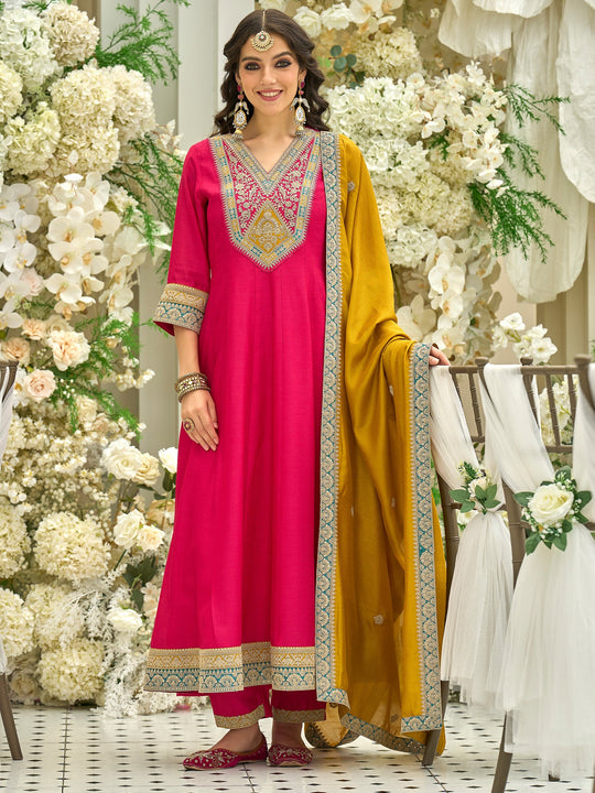 Pink Embroidered Silk Blend Anarkali Suit Sets With Dupatta