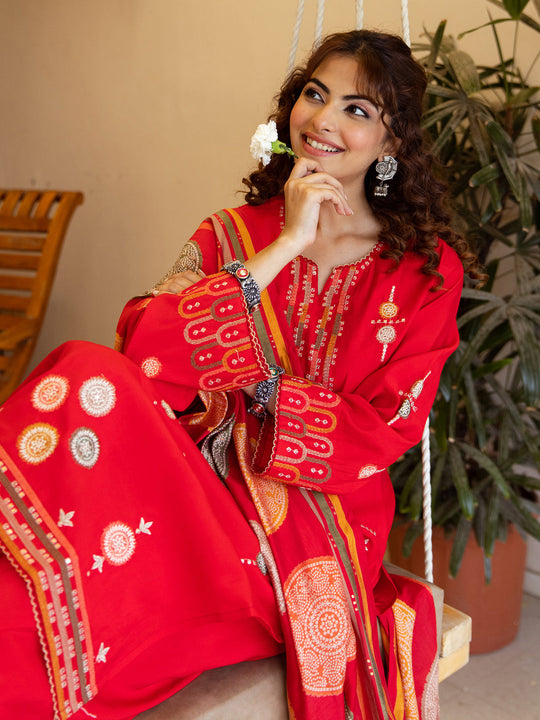 Red Embroidered Silk Blend Straight Kurta Palazzos With Dupatta