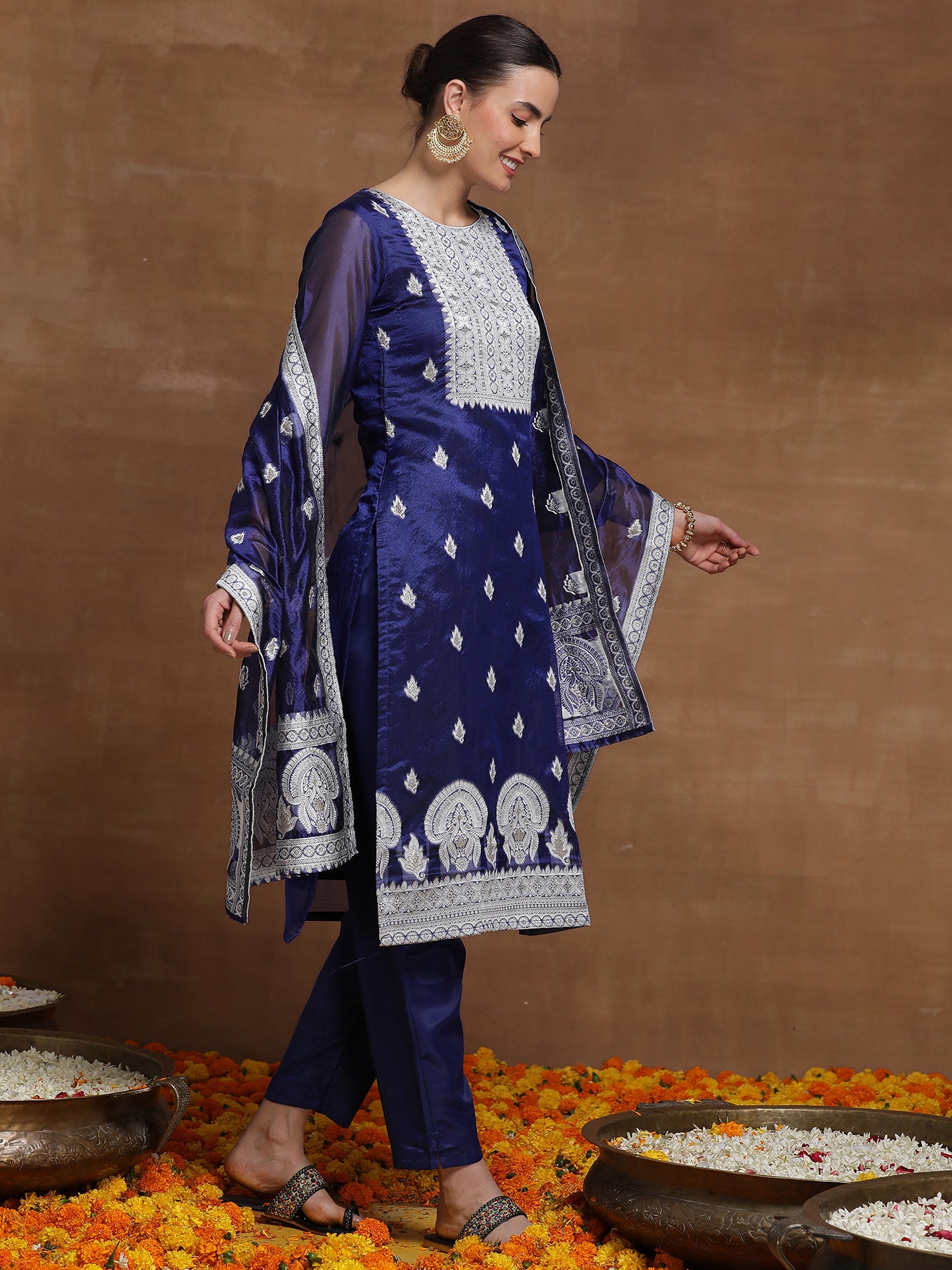 holi outfit for women, holi outfit ideas, holi outfit for men, holi outfit for girls, holi outfit for baby girl, holi outfit for baby boy, holi outfit pinterest, holi outfit ideas men, holi outfits for kids, Eid Outfits, Eid Collection, New Kurta Sets, Salwar Suits for Eid, women's day outfit ideas, women's day outfits, Co-Ords, V-Neck dresses, Round Neck suits, Cotton Kurta Sets, Heavy Outfits For Eid, Pakistani Outfits, Pakistani Kurta Sets, Pakistani Dresses for women