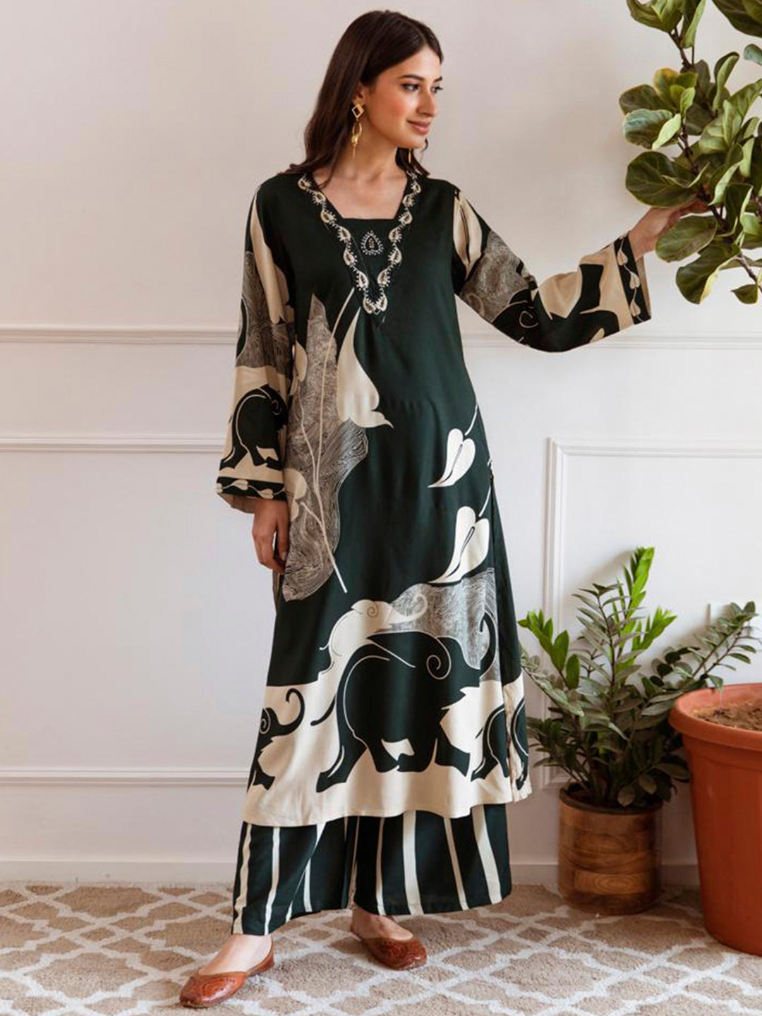 indo era, indoera, heeramandi dress, women kurta, kurta for women, women suit, 3 piece dress for women, 2 piece suit for women, sundress, summer sale, summer look, dress for wedding, birthday outfit for women, kurti, anarkali suit, pakistani suit, coord set women, maxi sundress for women, women suit, summer dress, salwar suit, cotton kurta for women, sharara suit for women, plazo suit, sleeveless kurti, office wear for women, party wear for women, dress for mother day, mother day outfit,