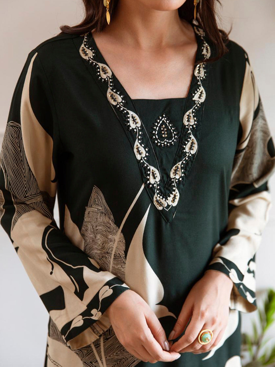 indo era, indoera, heeramandi dress, women kurta, kurta for women, women suit, 3 piece dress for women, 2 piece suit for women, sundress, summer sale, summer look, dress for wedding, birthday outfit for women, kurti, anarkali suit, pakistani suit, coord set women, maxi sundress for women, women suit, summer dress, salwar suit, cotton kurta for women, sharara suit for women, plazo suit, sleeveless kurti, office wear for women, party wear for women, dress for mother day, mother day outfit,