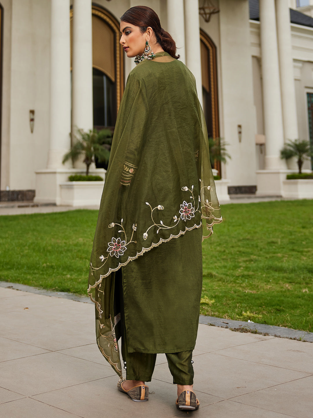 indo era, indoera, heeramandi dress, women kurta, kurta for women, women suit, 3 piece dress for women, 2 piece suit for women, sundress, summer sale, summer look, dress for wedding, birthday outfit for women, kurti, anarkali suit, pakistani suit, coord set women, maxi sundress for women, women suit, summer dress, salwar suit, cotton kurta for women, sharara suit for women, plazo suit, sleeveless kurti, office wear for women, party wear for women, dress for mother day, mother day outfit,