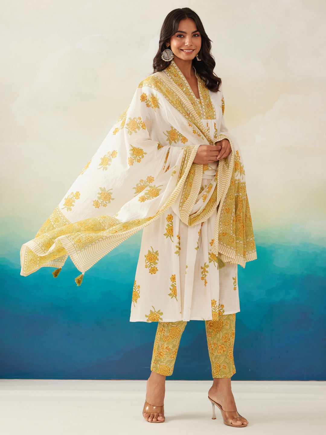 indo era, indoera, heeramandi dress, women kurta, kurta for women, women suit, 3 piece dress for women, 2 piece suit for women, sundress, summer sale, summer look, dress for wedding, birthday outfit for women, kurti, anarkali suit, pakistani suit, coord set women, maxi sundress for women, women suit, summer dress, salwar suit, cotton kurta for women, sharara suit for women, plazo suit, sleeveless kurti, office wear for women, party wear for women, dress for mother day, mother day outfit,