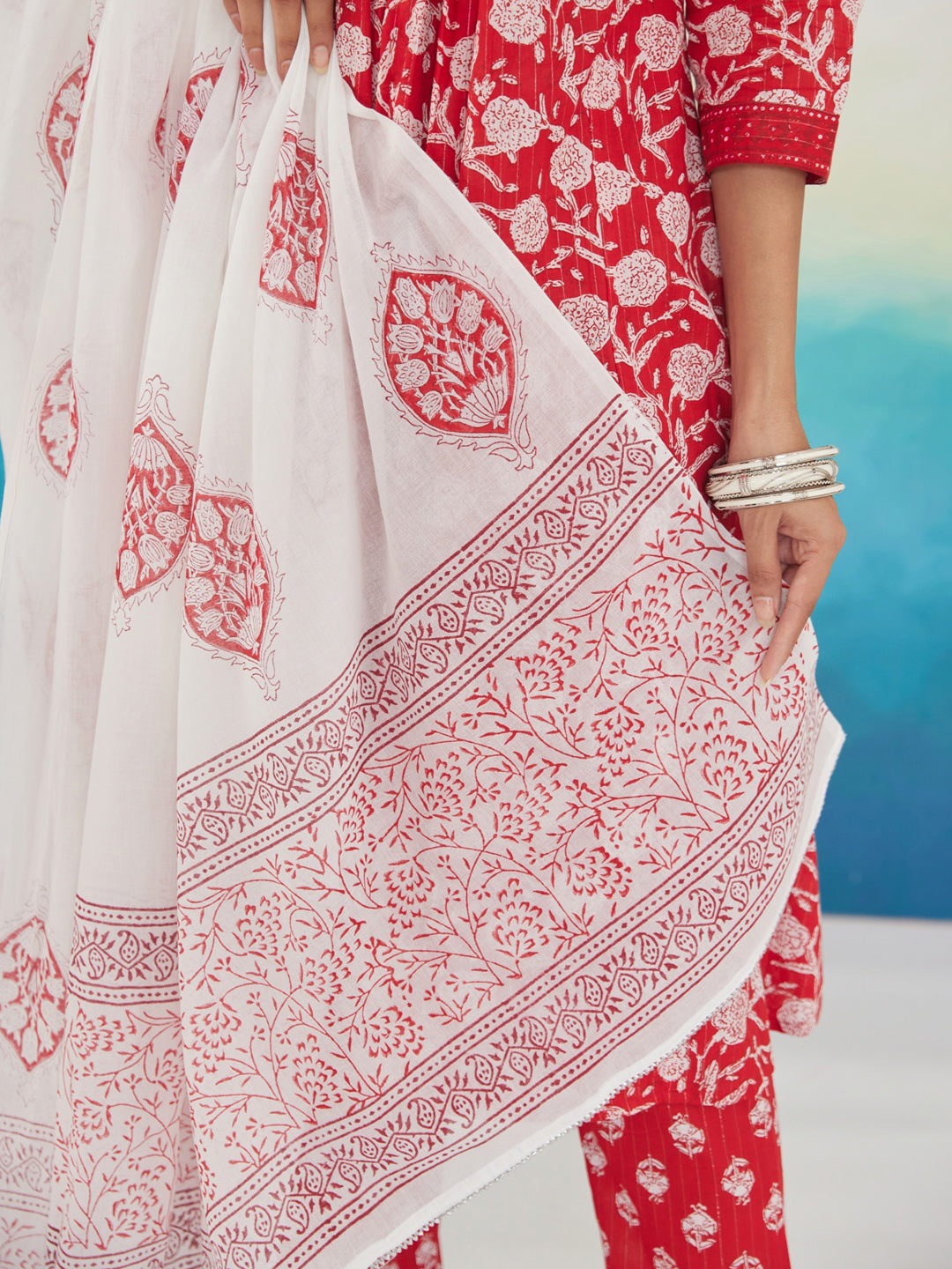 indo era, indoera, heeramandi dress, women kurta, kurta for women, women suit, 3 piece dress for women, 2 piece suit for women, sundress, summer sale, summer look, dress for wedding, birthday outfit for women, kurti, anarkali suit, pakistani suit, coord set women, maxi sundress for women, women suit, summer dress, salwar suit, cotton kurta for women, sharara suit for women, plazo suit, sleeveless kurti, office wear for women, party wear for women, dress for mother day, mother day outfit,