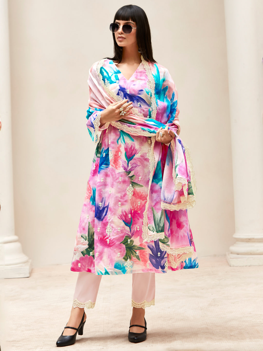 Pink Kurta Sets  For women,indo era, indoera, kurta set for women, women kurta set, women suit, summer wear for women, festive suit for women, mother's day outfit, dress for mother, mother's day special, heeramandi dress