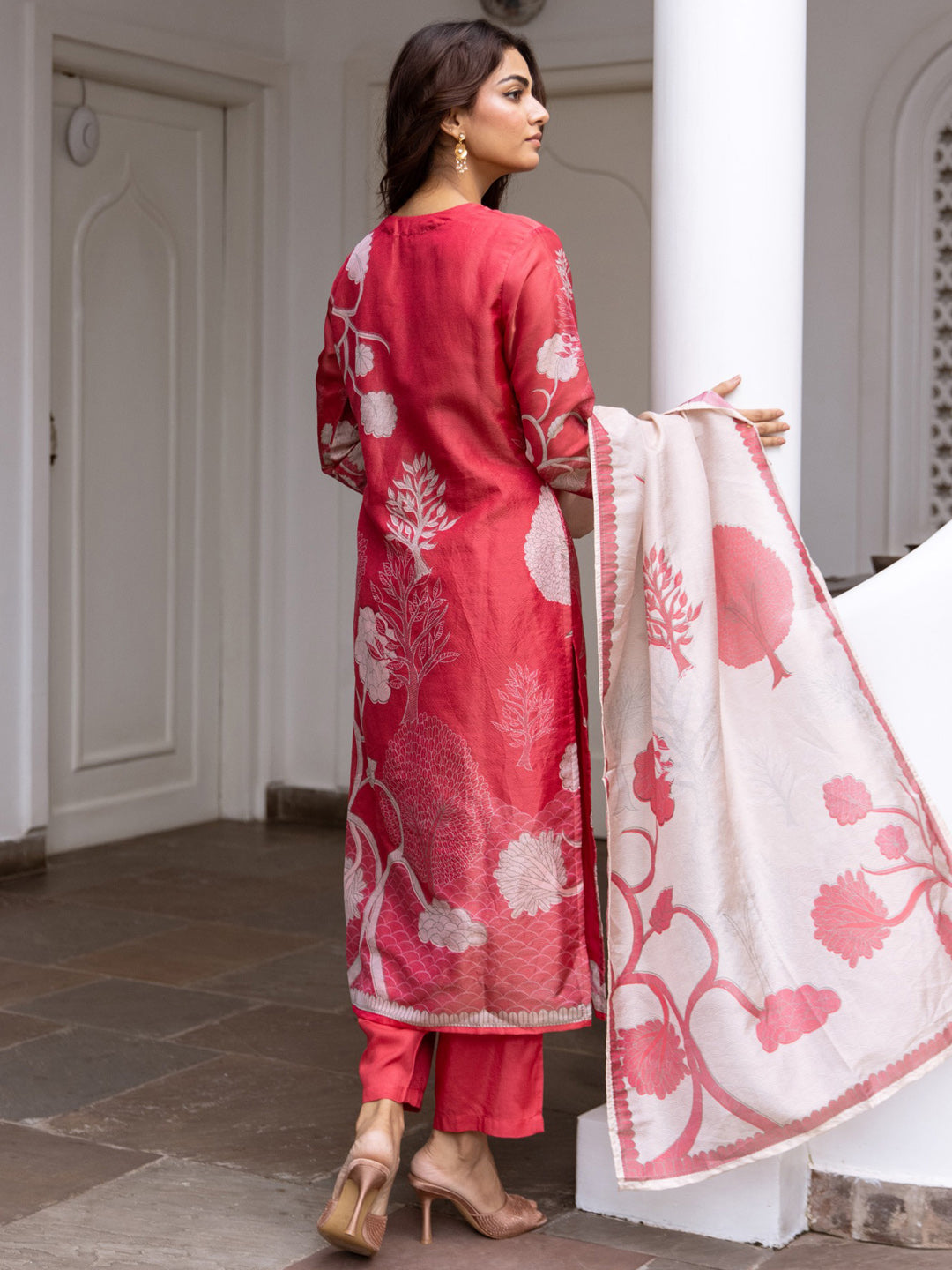 Red Kurta Sets  For women,indo era, indoera, kurta set for women, women kurta set, women suit, summer wear for women, festive suit for women, mother's day outfit, dress for mother, mother's day special, heeramandi dress