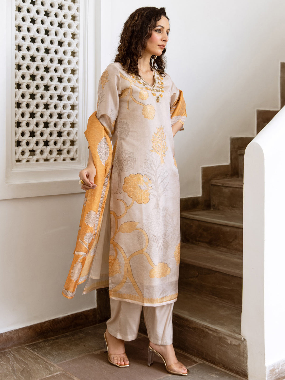 Off White Kurta Sets  For women,indo era, indoera, kurta set for women, women kurta set, women suit, summer wear for women, festive suit for women, mother's day outfit, dress for mother, mother's day special, heeramandi dress