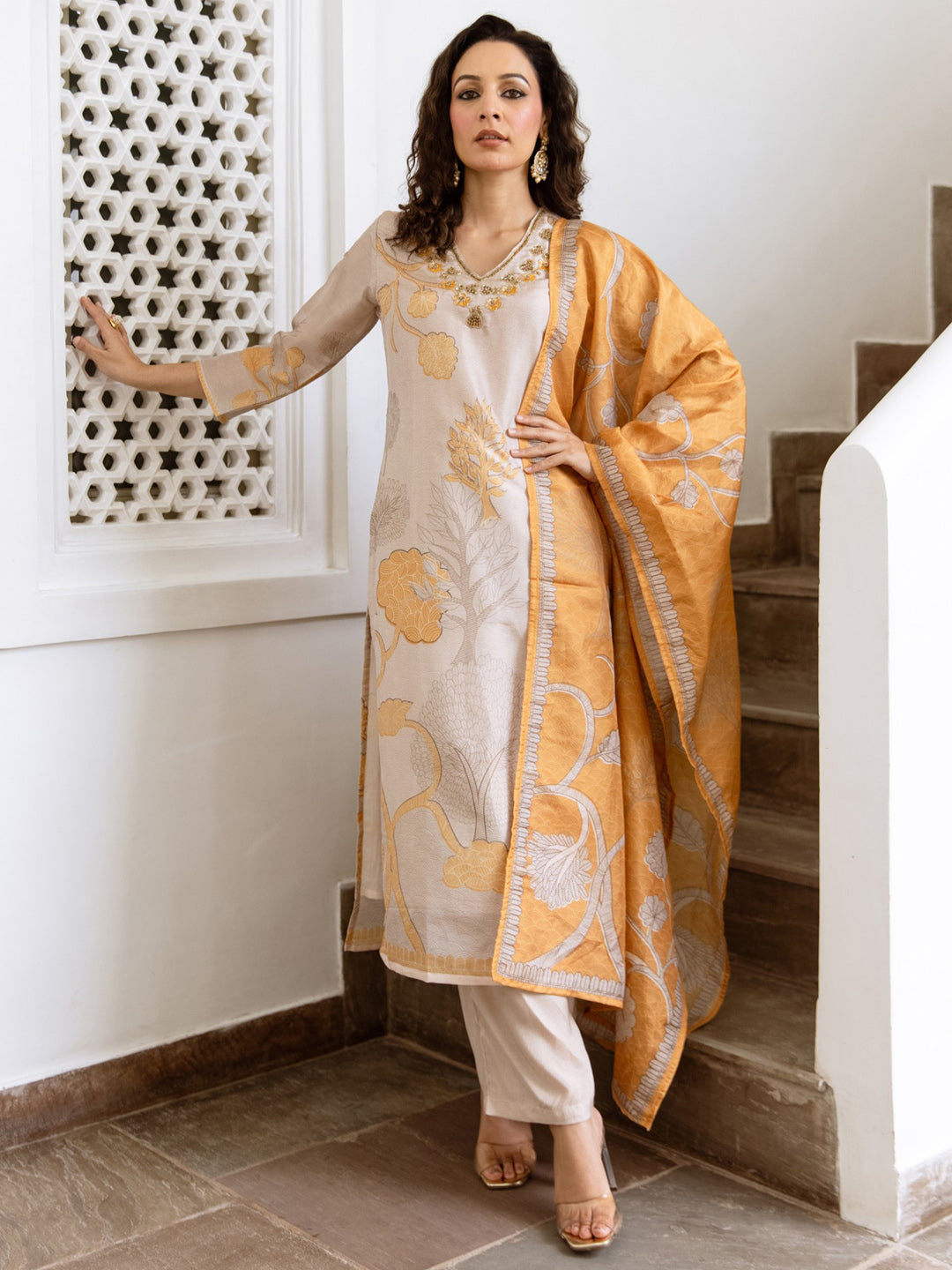 Off White Kurta Sets  For women,indo era, indoera, kurta set for women, women kurta set, women suit, summer wear for women, festive suit for women, mother's day outfit, dress for mother, mother's day special, heeramandi dress