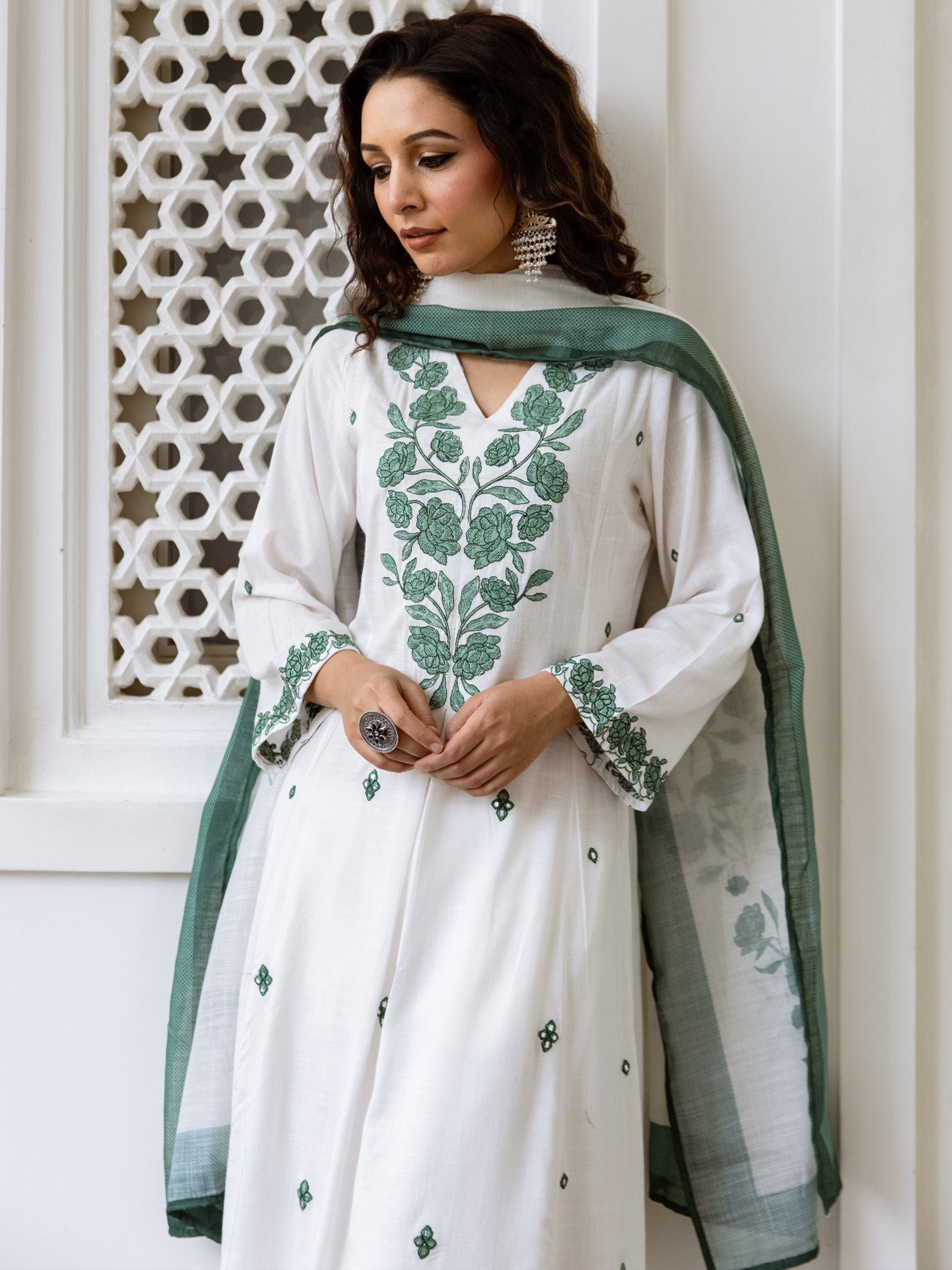Off White Kurta Sets  For women,indo era, indoera, kurta set for women, women kurta set, women suit, summer wear for women, festive suit for women, mother's day outfit, dress for mother, mother's day special, heeramandi dress