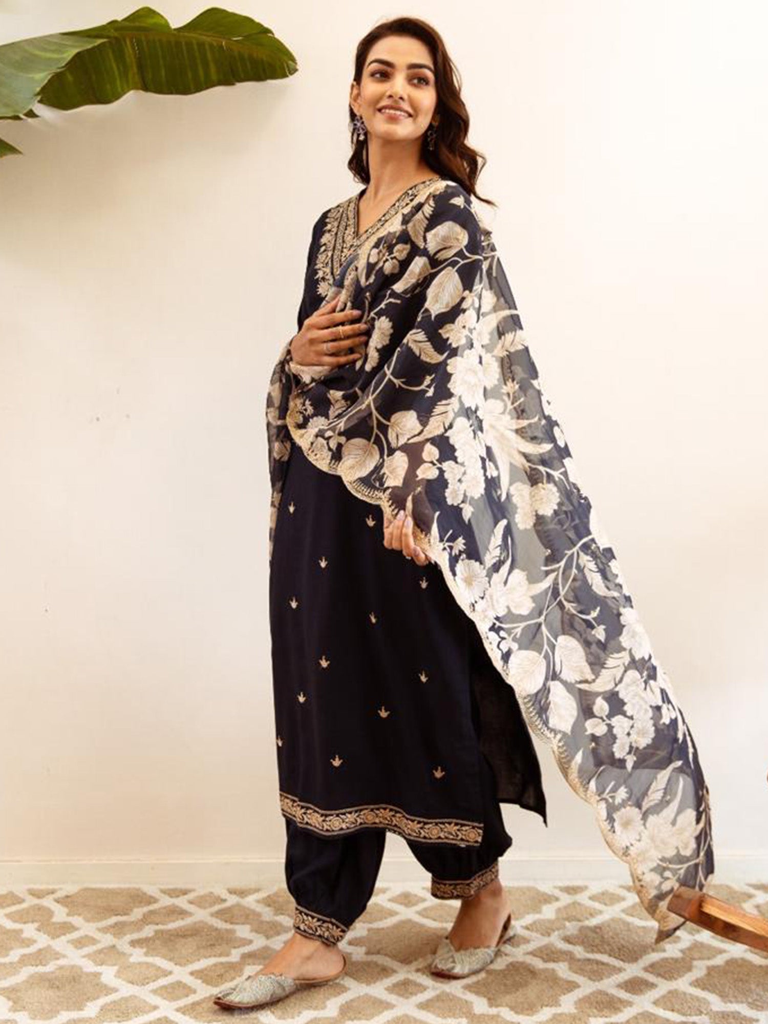 indo era, indoera, heeramandi dress, women kurta, kurta for women, women suit, 3 piece dress for women, 2 piece suit for women, sundress, summer sale, summer look, dress for wedding, birthday outfit for women, kurti, anarkali suit, pakistani suit, coord set women, maxi sundress for women, women suit, summer dress, salwar suit, cotton kurta for women, sharara suit for women, plazo suit, sleeveless kurti, office wear for women, party wear for women, dress for mother day, mother day outfit,