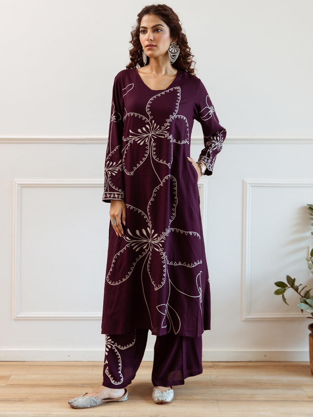 indo era, indoera, indo era kurta, heeramandi dress, heeramandi, dress for women, kurta for women, kurtaset for women, indo era kurta set, indo era suit, anarkali kurta, salwar suit, sharara set, cotton kurta, dress for women, kurta for women, birthday dress for women, gown for women, formal dress for women, party wear for women, summer dress, female kurti, cotton dress for women, kurta with dupatta, dressing style, casual look, new arrival for women, Burgundy suit