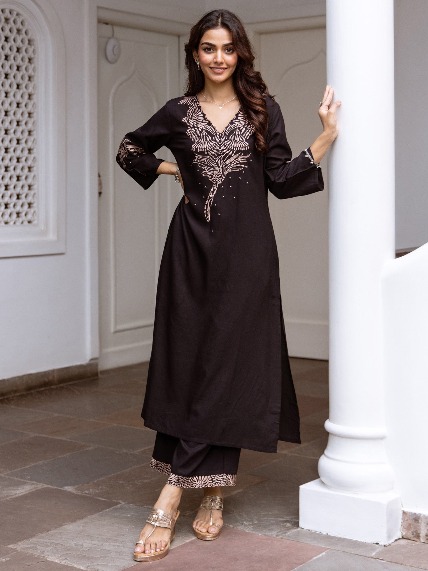 indo era, indoera, heeramandi dress, women kurta, kurta for women, women suit, 3 piece dress for women, 2 piece suit for women, sundress, summer sale, summer look, dress for wedding, birthday outfit for women, kurti, anarkali suit, pakistani suit, coord set women, maxi sundress for women, women suit, summer dress, salwar suit, cotton kurta for women, sharara suit for women, plazo suit, sleeveless kurti, office wear for women, party wear for women, dress for mother day, mother day outfit,