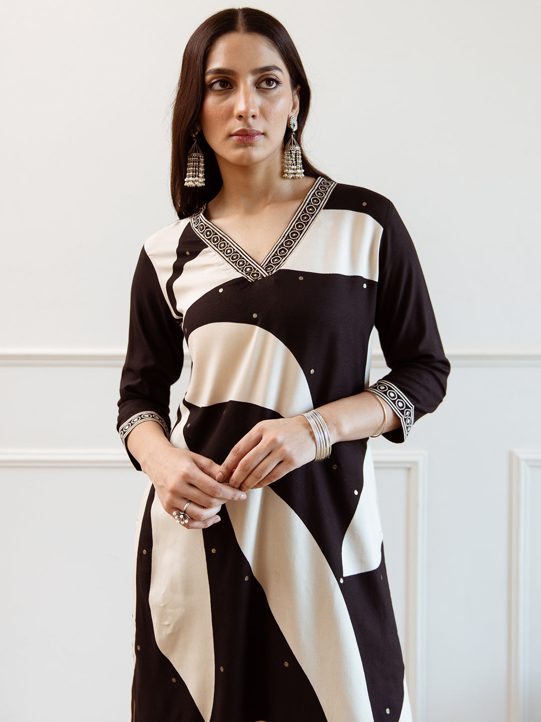 indo era, indoera, heeramandi dress, women kurta, kurta for women, women suit, 3 piece dress for women, 2 piece suit for women, sundress, summer sale, summer look, dress for wedding, birthday outfit for women, kurti, anarkali suit, pakistani suit, coord set women, maxi sundress for women, women suit, summer dress, salwar suit, cotton kurta for women, sharara suit for women, plazo suit, sleeveless kurti, office wear for women, party wear for women, dress for mother day, mother day outfit,