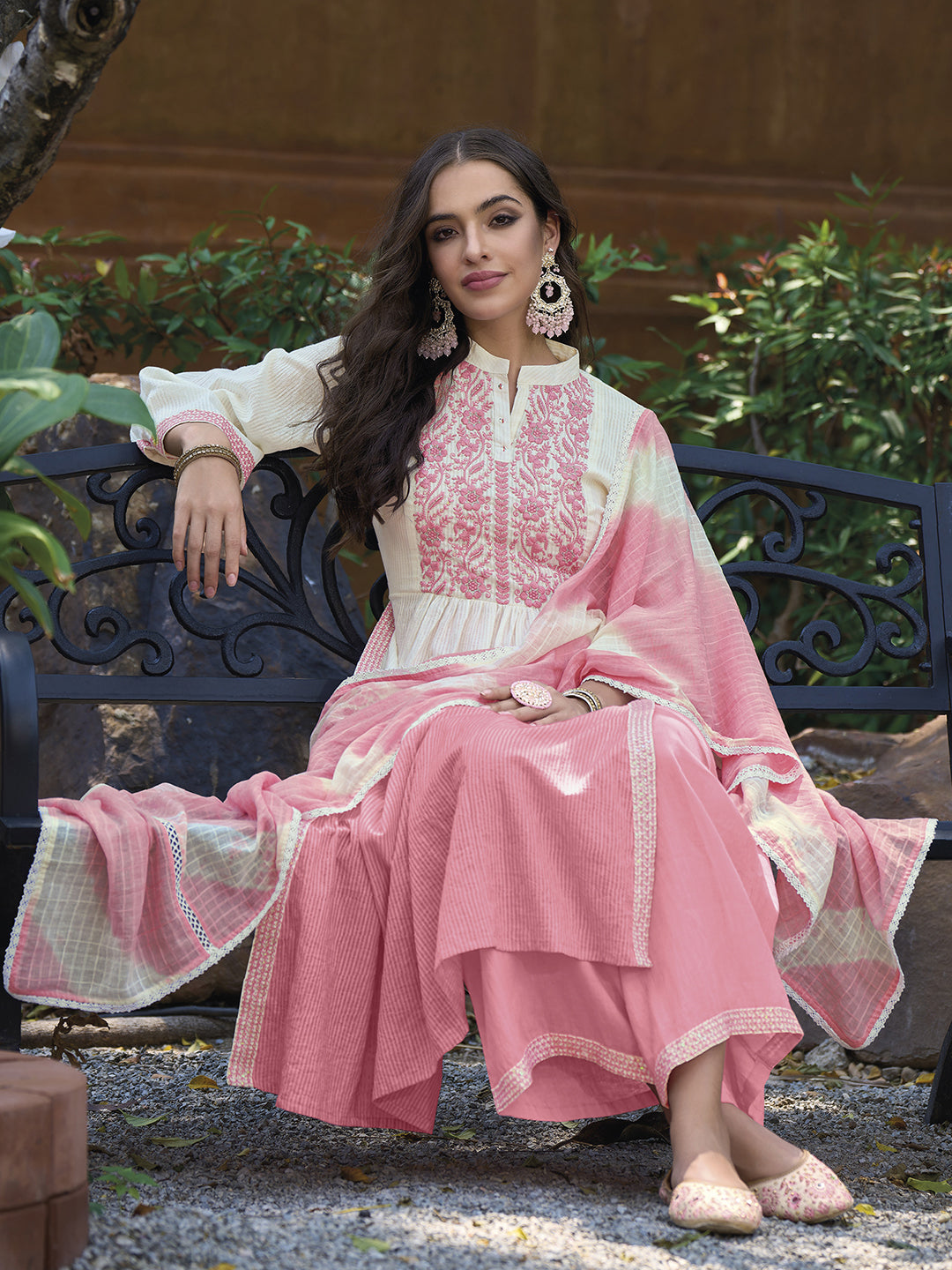 Bandhani Gotta Patti Kurti With Lehenga & Dupatta - LH00769 – SONAL & PANKAJ