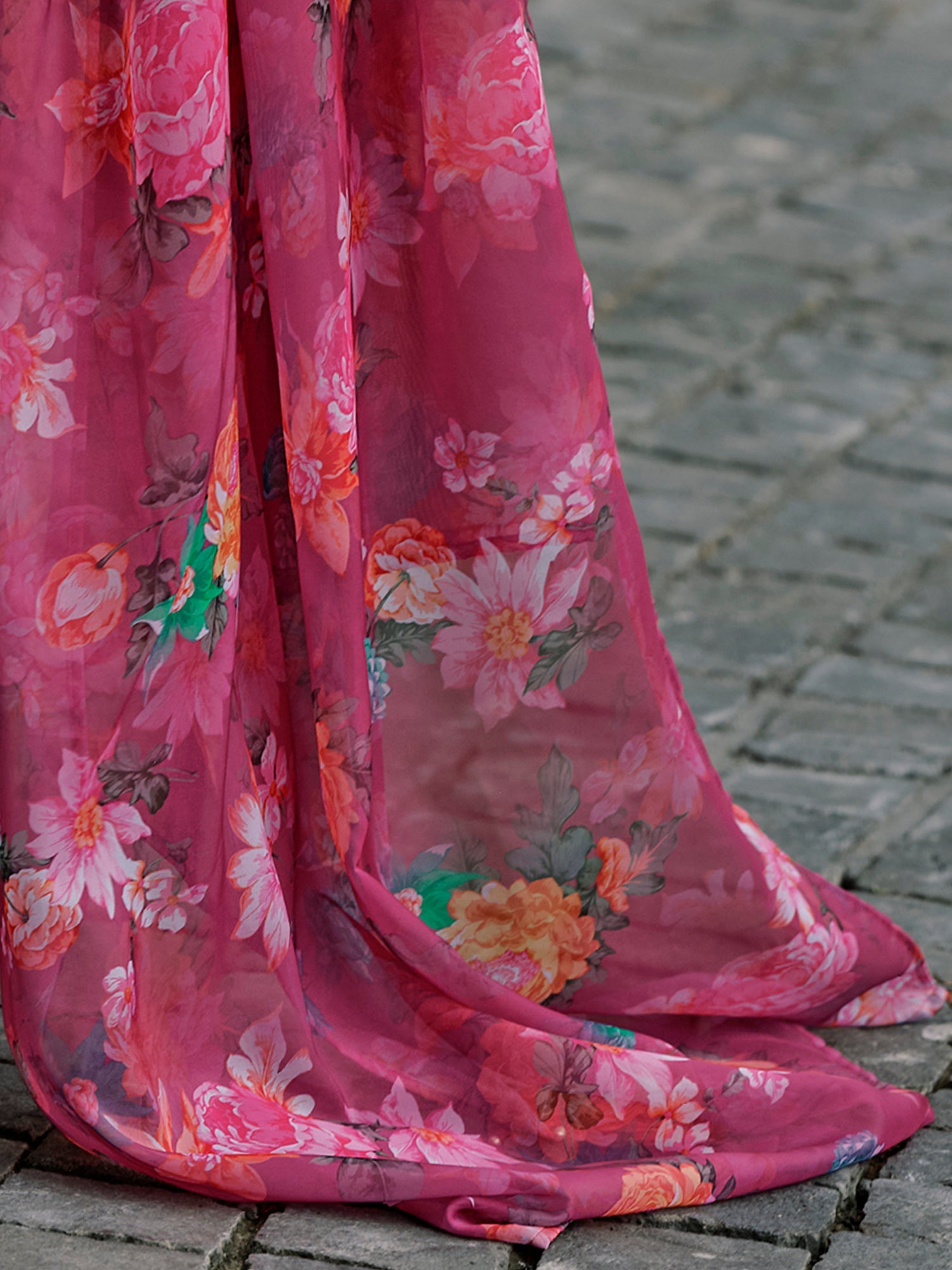 indo era, indoera, heeramandi dress, women kurta, kurta for women, women suit, 3 piece dress for women, 2 piece suit for women, sundress, summer sale, summer look, dress for wedding, birthday outfit for women, kurti, anarkali suit, pakistani suit, coord set women, maxi sundress for women, women suit, summer dress, salwar suit, cotton kurta for women, sharara suit for women, plazo suit, sleeveless kurti, office wear for women, party wear for women, dress for mother day, mother day outfit,