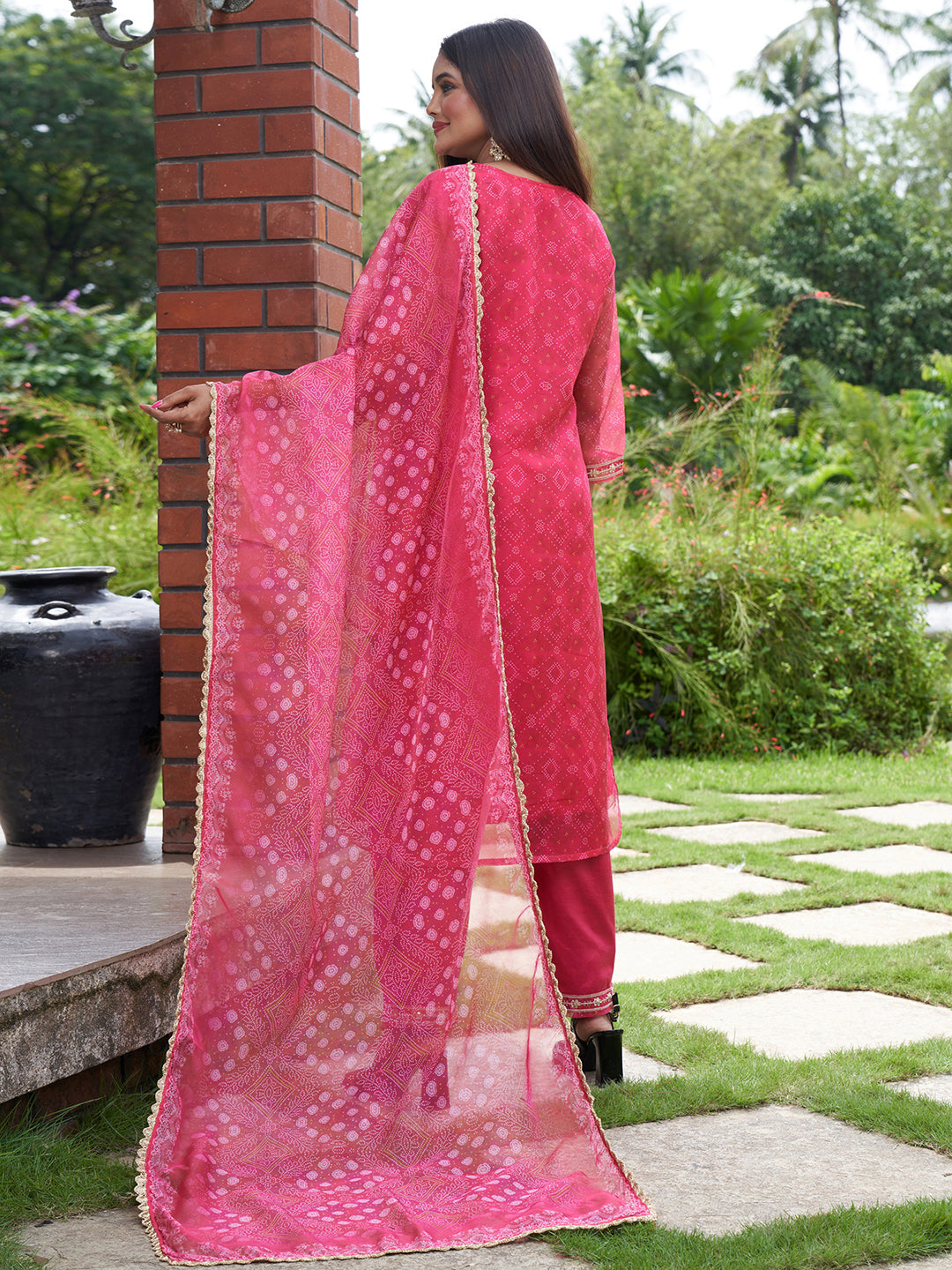holi outfit for women, holi outfit ideas, holi outfit for men, holi outfit for girls, holi outfit for baby girl, holi outfit for baby boy, holi outfit pinterest, holi outfit ideas men, holi outfits for kids, Eid Outfits, Eid Collection, New Kurta Sets, Salwar Suits for Eid, women's day outfit ideas, women's day outfits, Co-Ords, V-Neck dresses, Round Neck suits, Cotton Kurta Sets, Heavy Outfits For Eid, Pakistani Outfits, Pakistani Kurta Sets, Pakistani Dresses for women