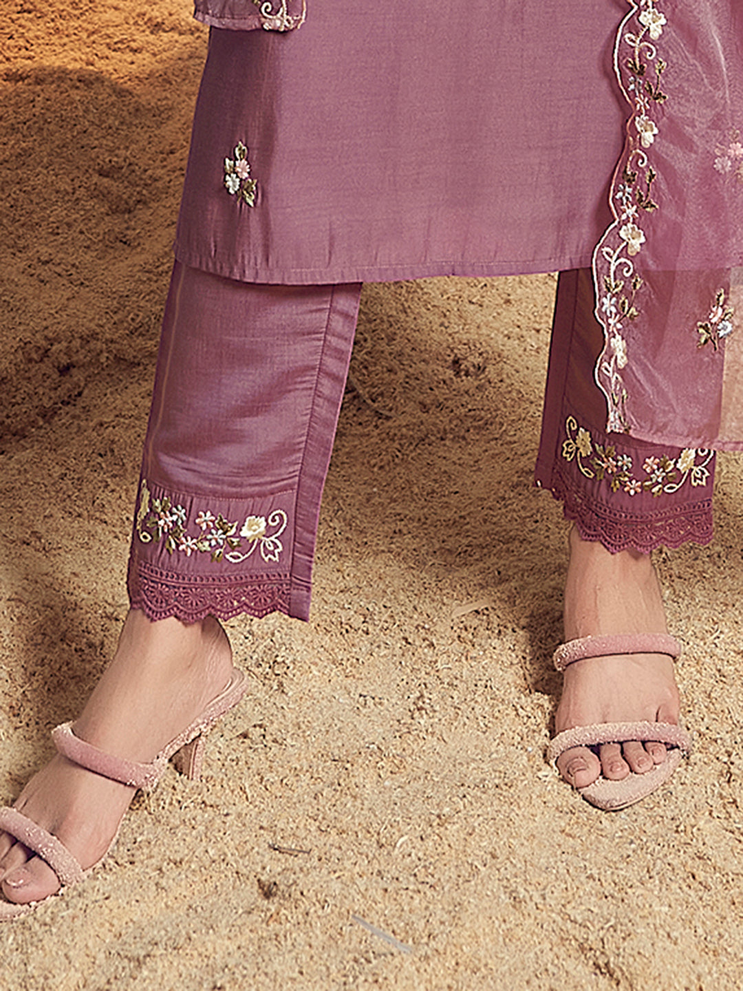 indo era, indoera, indo era kurta, heeramandi dress, heeramandi, dress for women, kurta for women, kurtaset for women, indo era kurta set, indo era suit, anarkali kurta, salwar suit, sharara set, cotton kurta, dress for women, kurta for women, birthday dress for women, gown for women, formal dress for women, party wear for women, summer dress, female kurti, cotton dress for women, kurta with dupatta, dressing style, casual look, new arrival for women,  suit