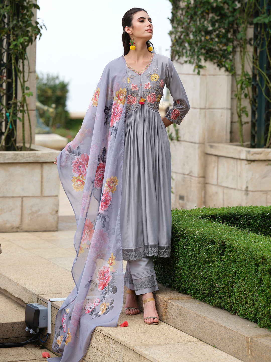 holi outfit for women, holi outfit ideas, holi outfit for men, holi outfit for girls, holi outfit for baby girl, holi outfit for baby boy, holi outfit pinterest, holi outfit ideas men, holi outfits for kids, Eid Outfits, Eid Collection, New Kurta Sets, Salwar Suits for Eid, women's day outfit ideas, women's day outfits, Co-Ords, V-Neck dresses, Round Neck suits, Cotton Kurta Sets, Heavy Outfits For Eid, Pakistani Outfits, Pakistani Kurta Sets, Pakistani Dresses for women