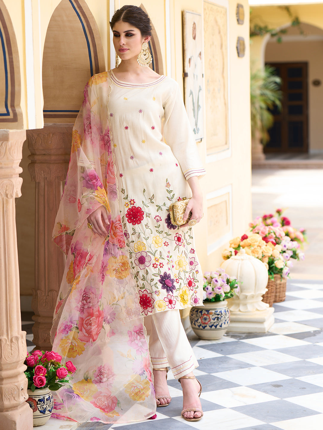 indo era, indoera, indo era kurta, heeramandi dress, heeramandi, dress for women, kurta for women, kurtaset for women, indo era kurta set, indo era suit, anarkali kurta, salwar suit, sharara set, cotton kurta, dress for women, kurta for women, birthday dress for women, gown for women, formal dress for women, party wear for women, summer dress, female kurti, cotton dress for women, kurta with dupatta, dressing style, casual look, new arrival for women, Off White suit