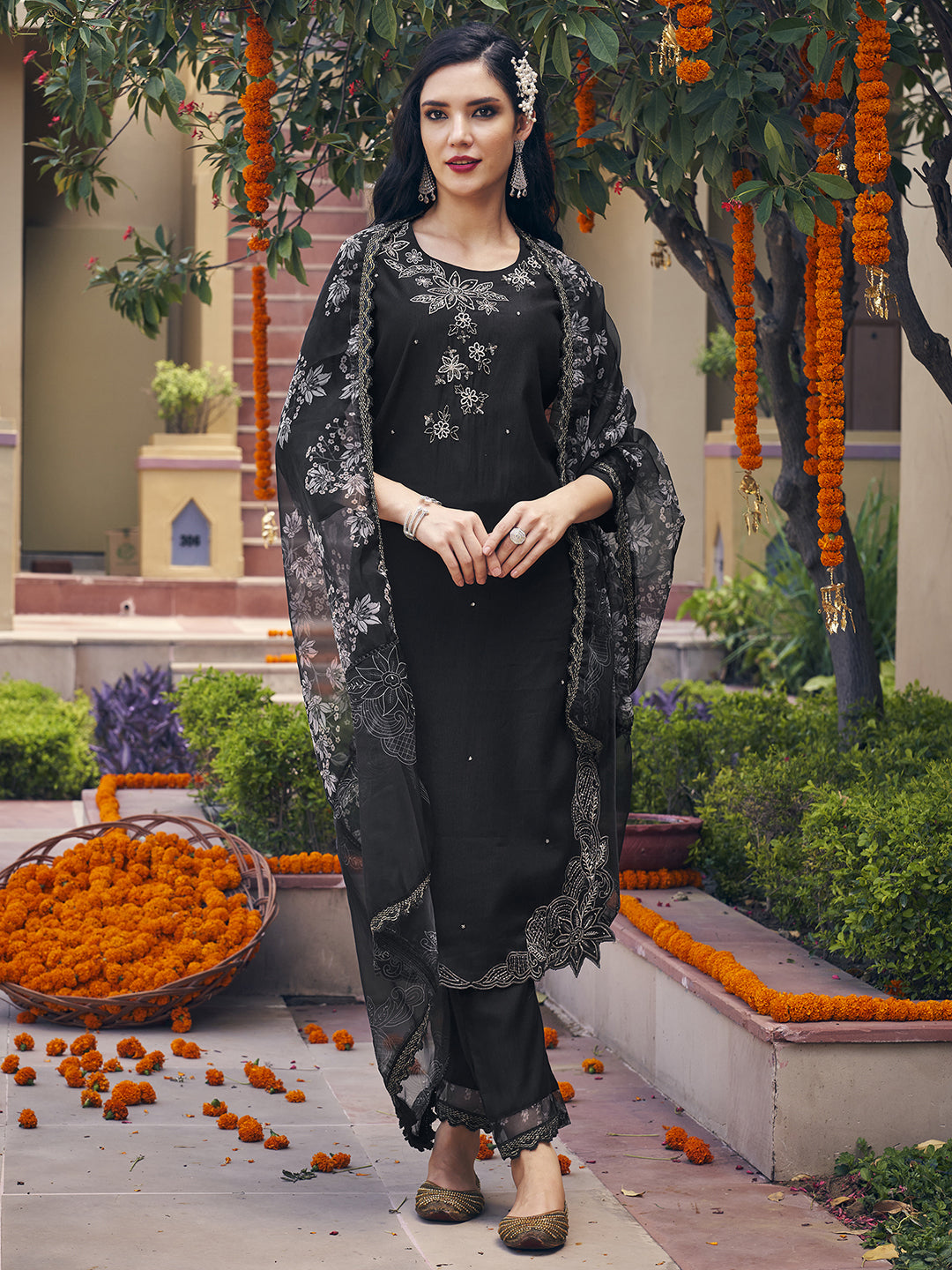 indo era, indoera, indo era kurta, heeramandi dress, heeramandi, dress for women, kurta for women, kurtaset for women, indo era kurta set, indo era suit, anarkali kurta, salwar suit, sharara set, cotton kurta, dress for women, kurta for women, birthday dress for women, gown for women, formal dress for women, party wear for women, summer dress, female kurti, cotton dress for women, kurta with dupatta, dressing style, casual look, new arrival for women, Black suit