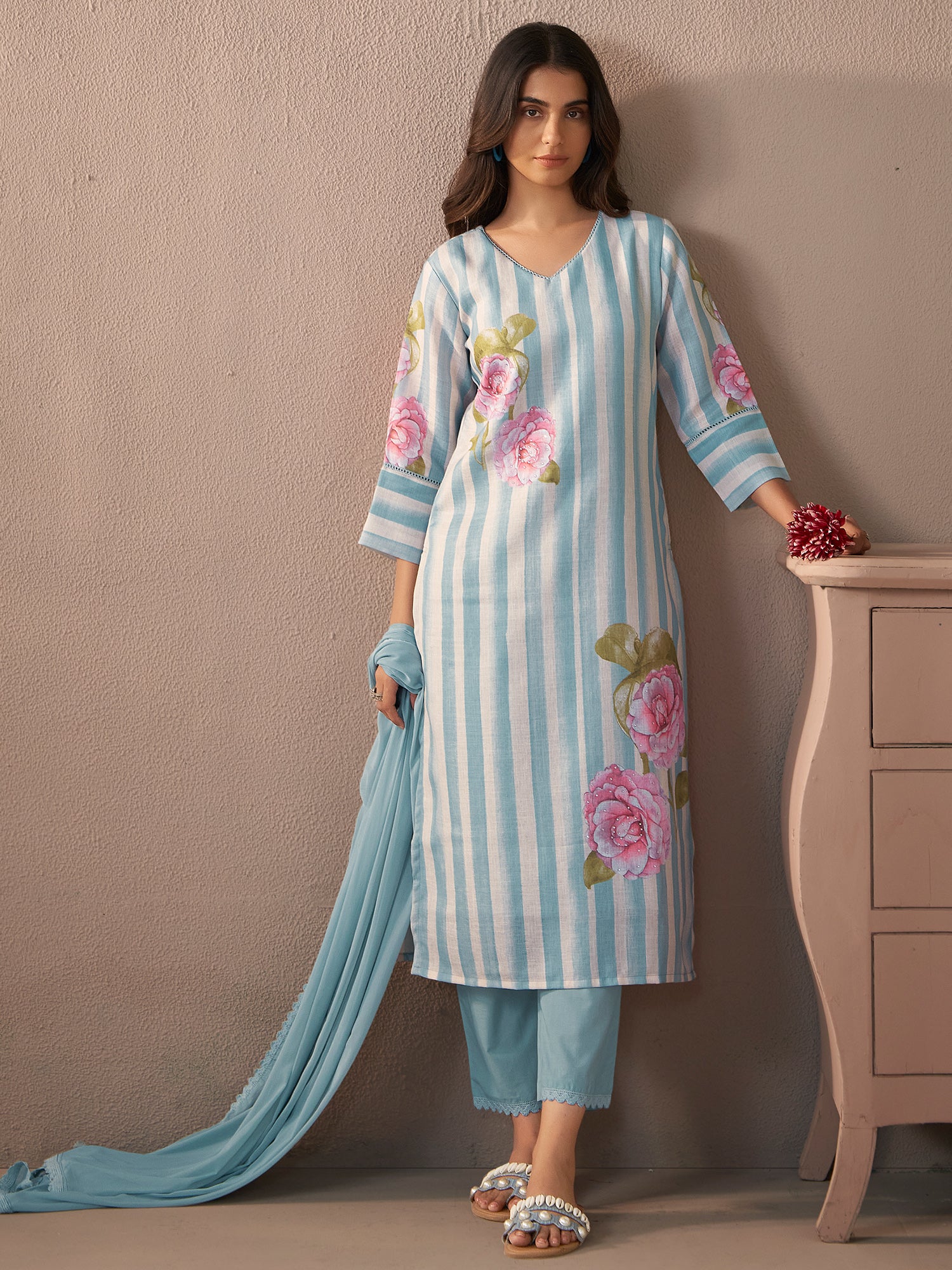 indo era, indoera, heeramandi dress, women kurta, kurta for women, women suit, 3 piece dress for women, 2 piece suit for women, sundress, summer sale, summer look, dress for wedding, birthday outfit for women, kurti, anarkali suit, pakistani suit, coord set women, maxi sundress for women, women suit, summer dress, salwar suit, cotton kurta for women, sharara suit for women, plazo suit, sleeveless kurti, office wear for women, party wear for women, dress for mother day, mother day outfit,