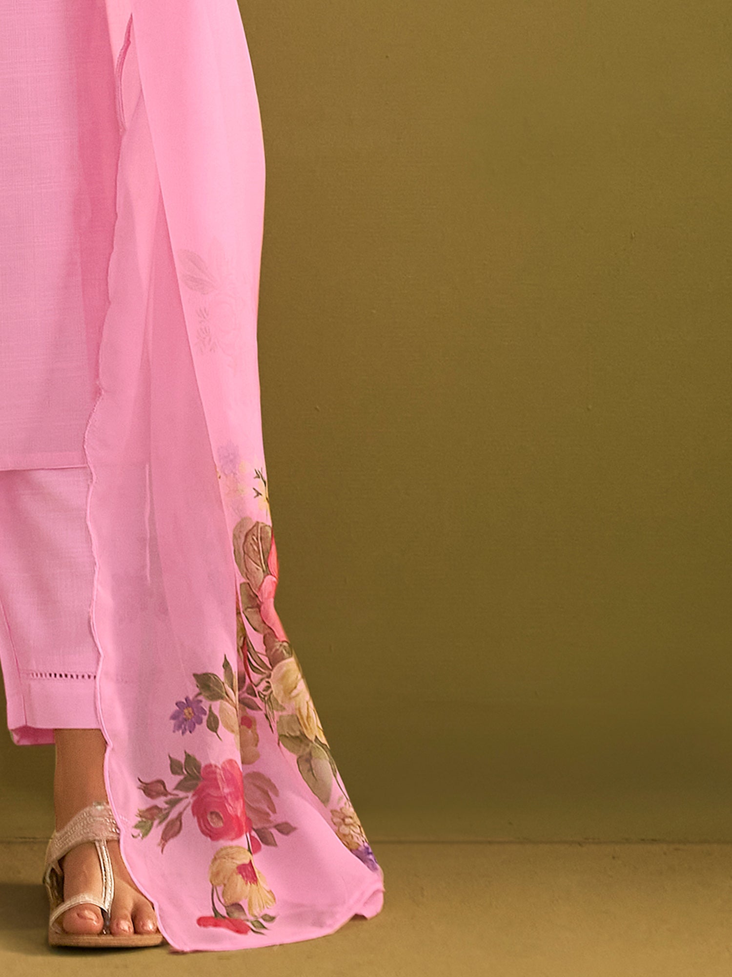 indo era, indoera, indo era kurta, heeramandi dress, heeramandi, dress for women, kurta for women, kurtaset for women, indo era kurta set, indo era suit, anarkali kurta, salwar suit, sharara set, cotton kurta, dress for women, kurta for women, birthday dress for women, gown for women, formal dress for women, party wear for women, summer dress, female kurti, cotton dress for women, kurta with dupatta, dressing style, casual look, new arrival for women, Pink suit